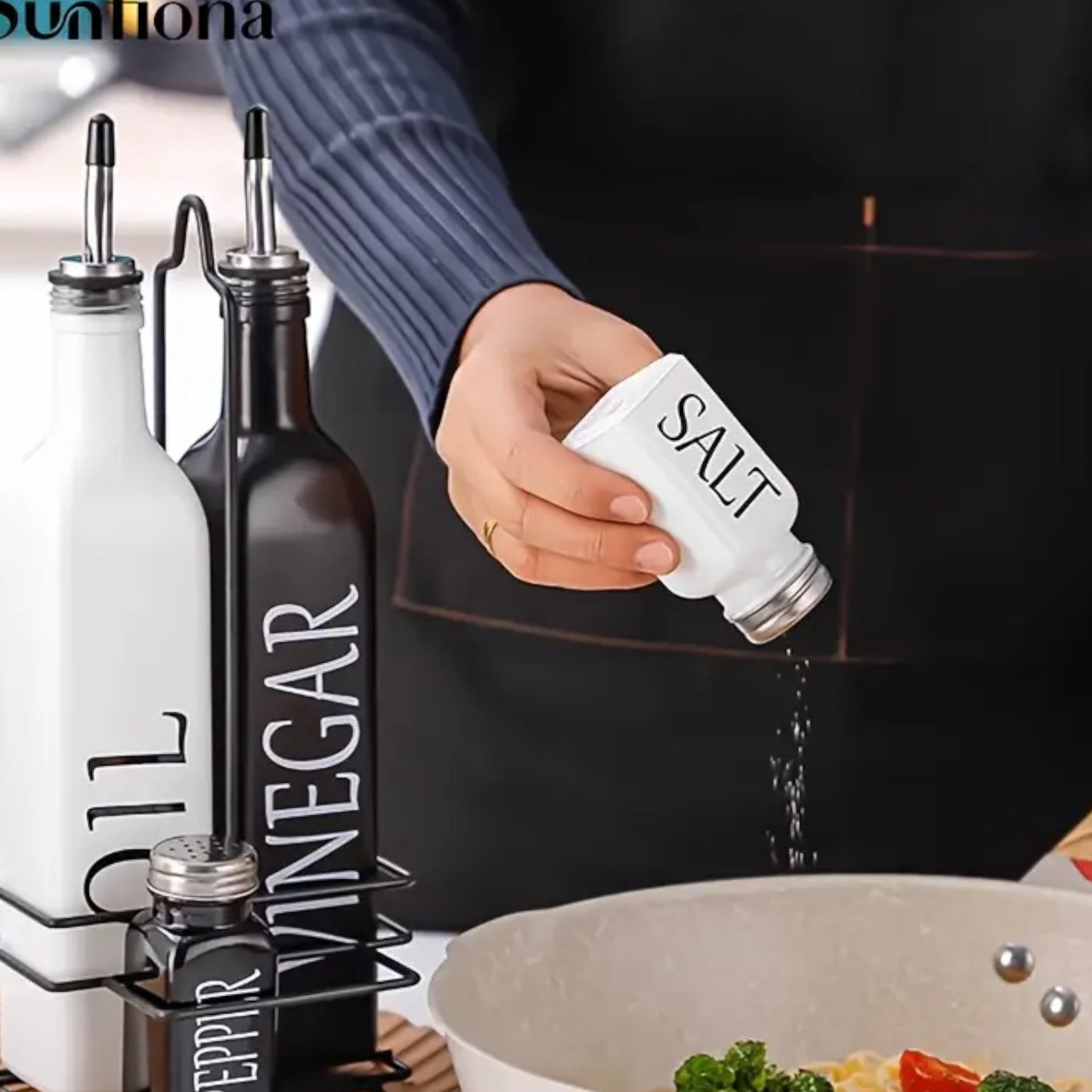 Regent Glass Black and White Condiment 5pc Set-in-a-Caddy 250ml-85ml