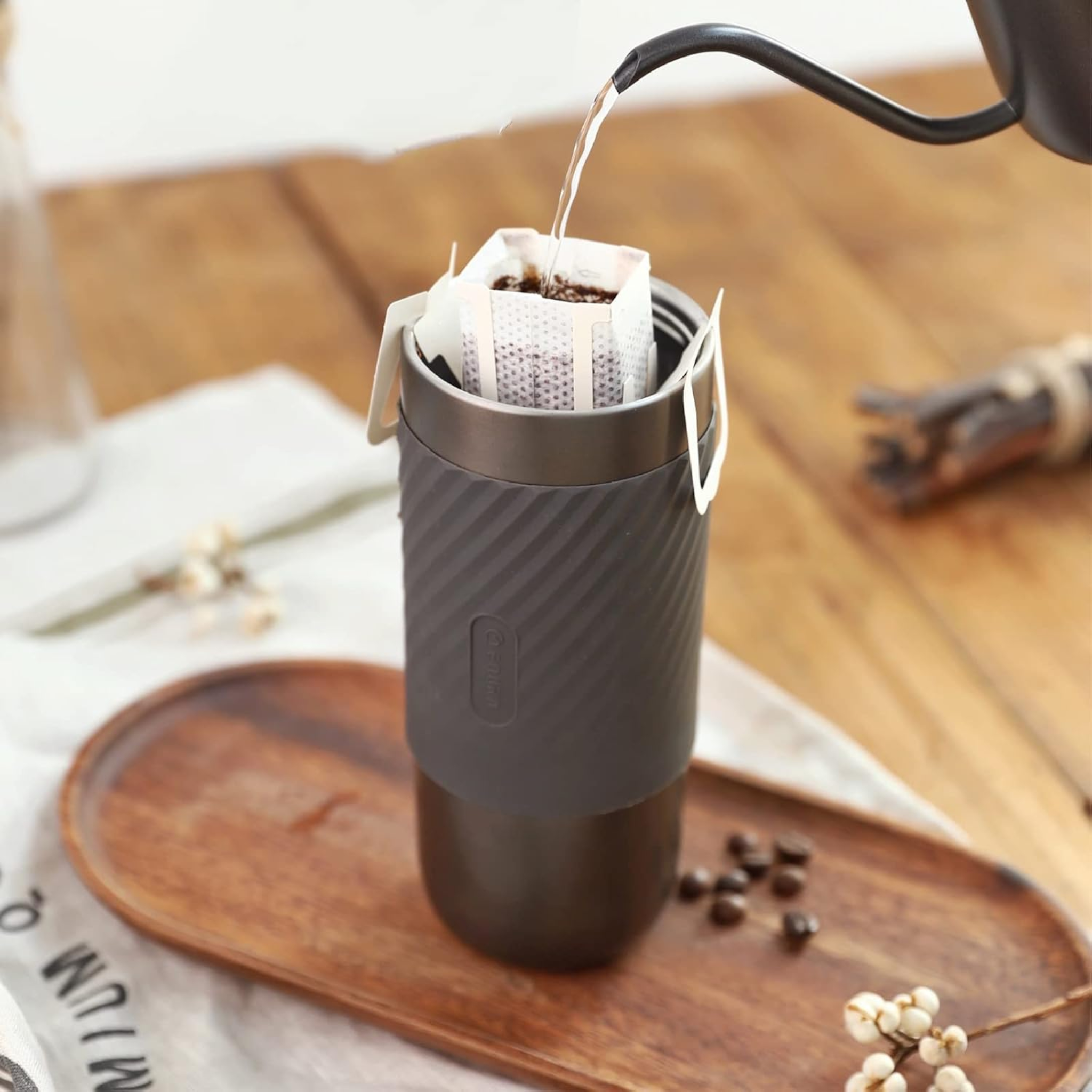 520ml Double-Wall Thermal Tumbler with Silicone Sleeve, Infuser & Retractable Stainless Steel Straw