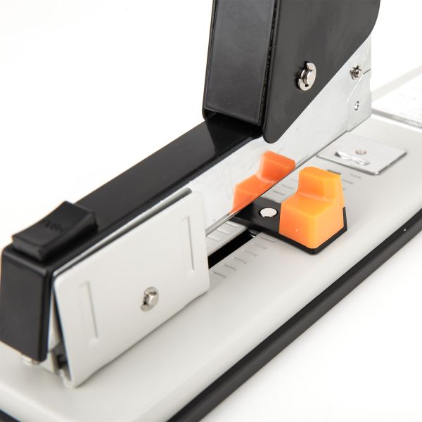 Deli Stapler 50-Sheet Heavy Duty