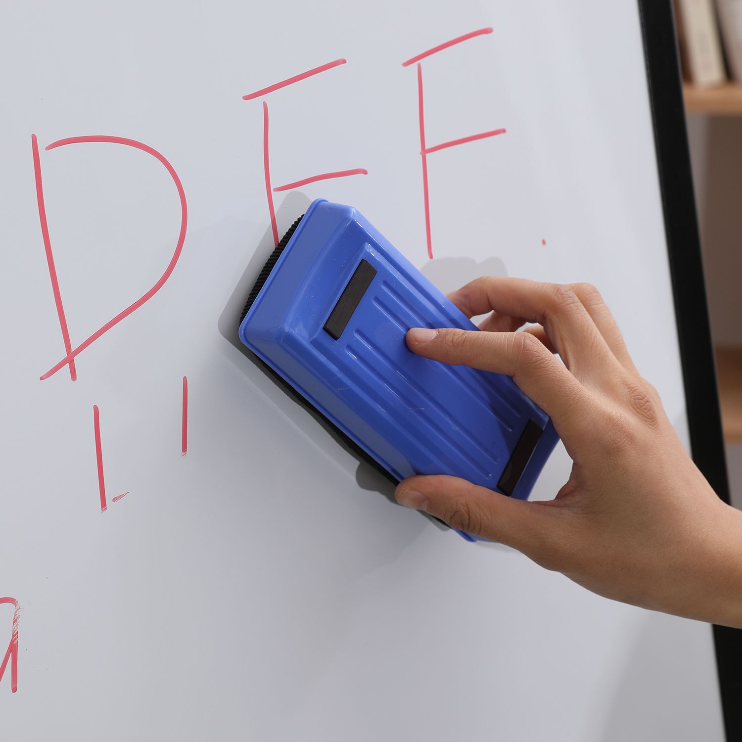 Deli Magnetic Whiteboard Eraser 145x60mm