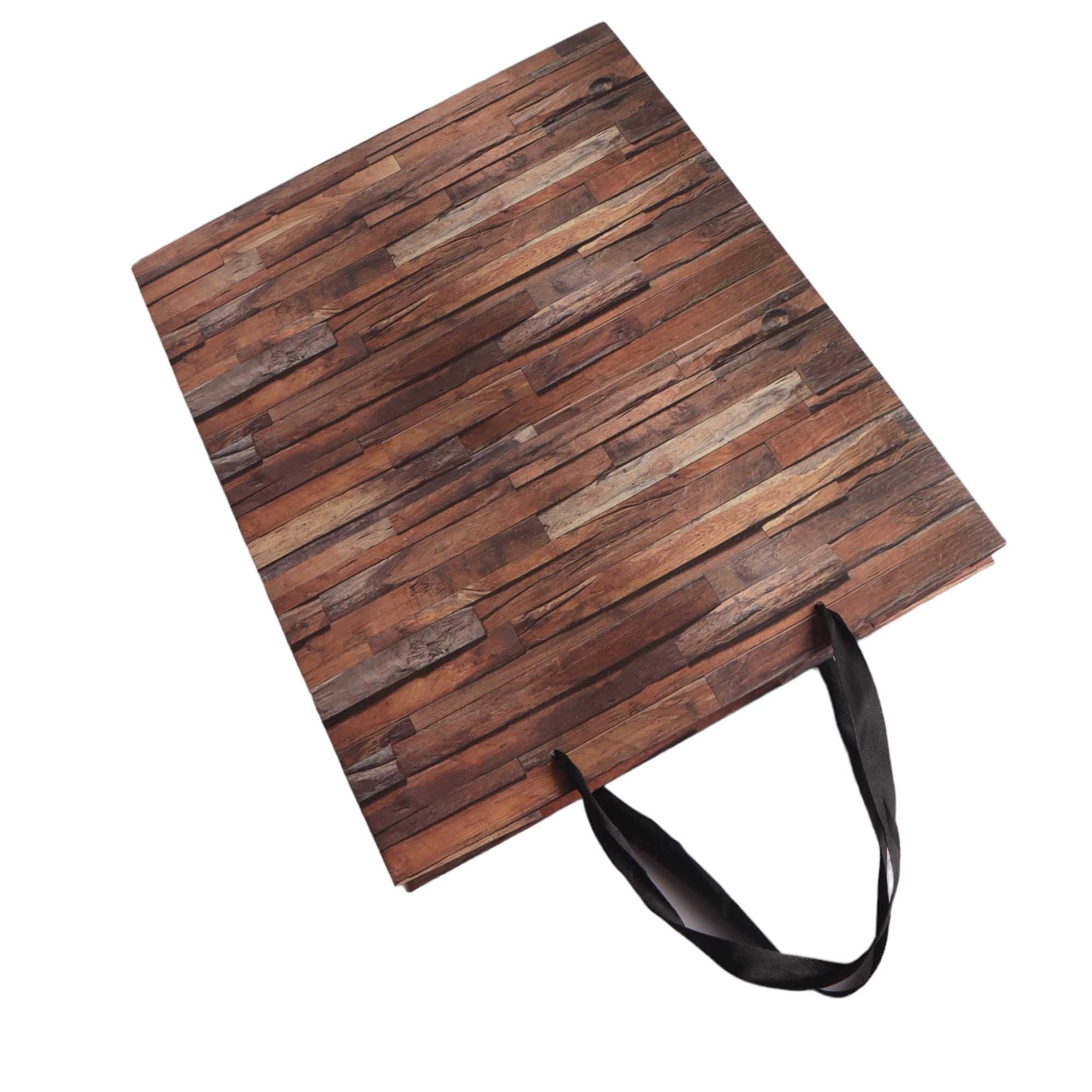 Designer Gift Paper Bag Wall Print 18x23cm Small