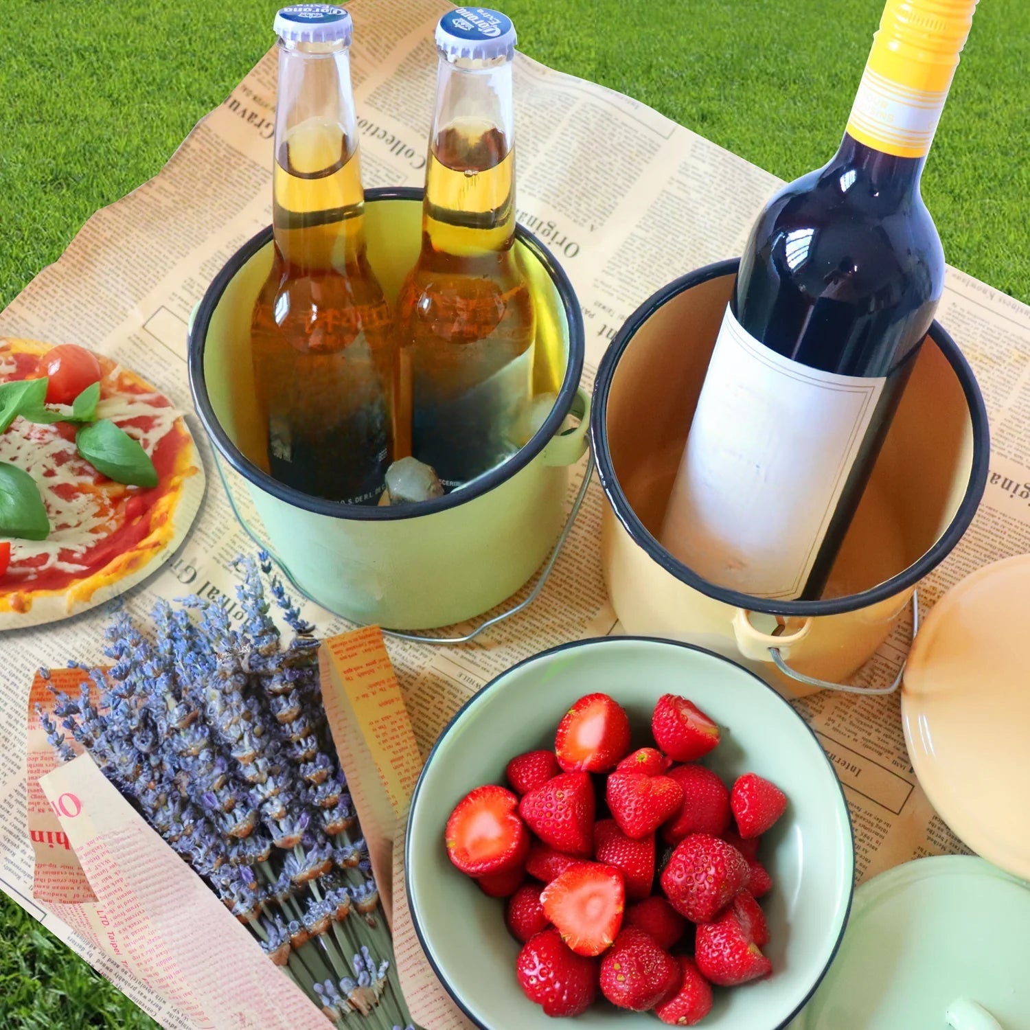 Enamel Billy Can 14cm Food Beverage Carrier with Lid & Handle