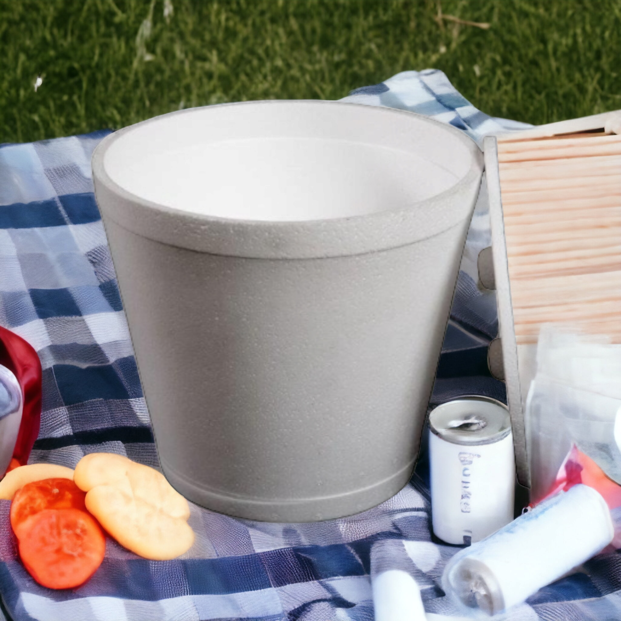Polystyrene Ice Bucket 6.5L with Lid Thermal Storage Cooler Box