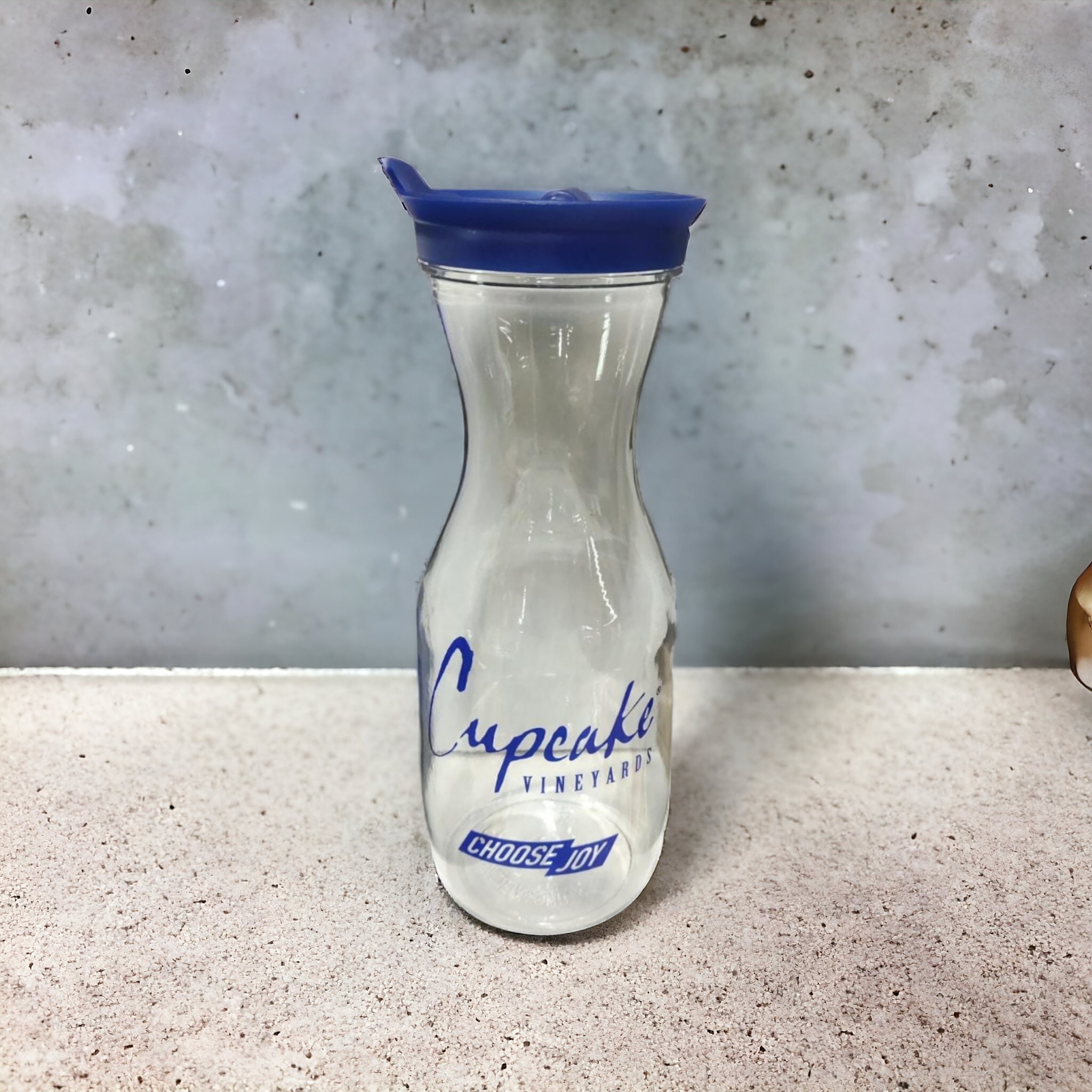 Juice Bottle Plastic Curve Shape with Flip Lid 750ml