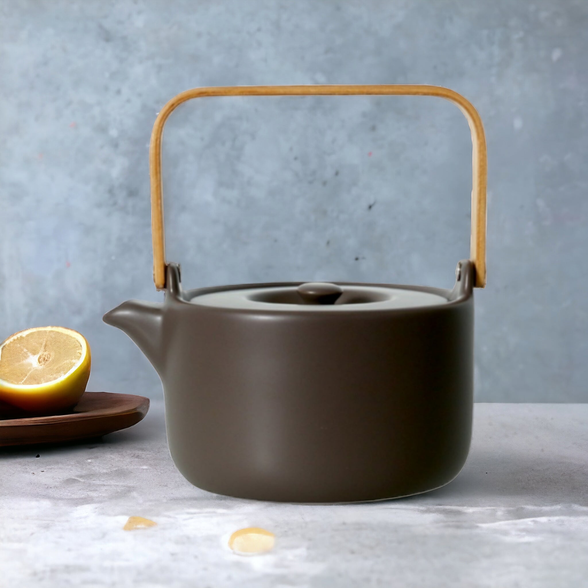Secret de Gourmet Terra Ceramic Teapot Bamboo Handle & Infuser
