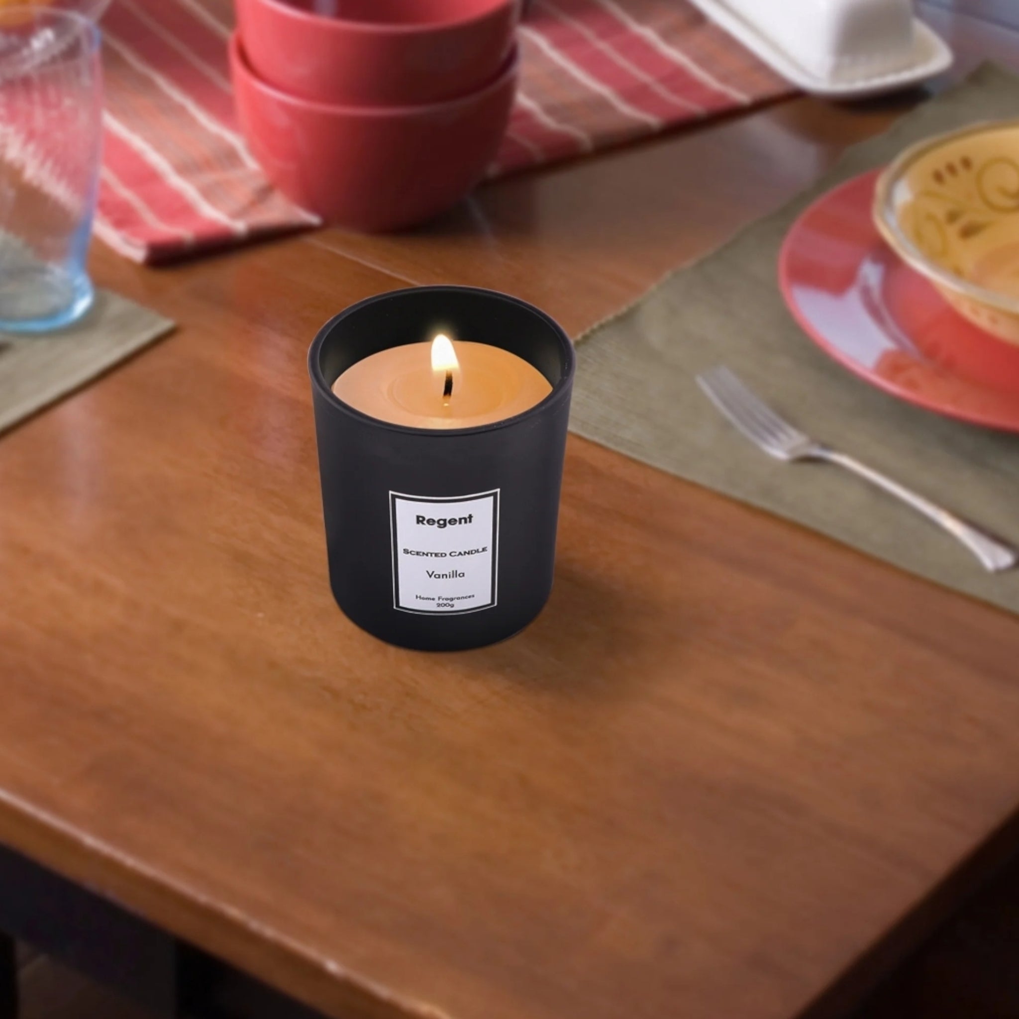Regent Scented Candles Vanilla In Black Glass Jar with Black Lid 200g