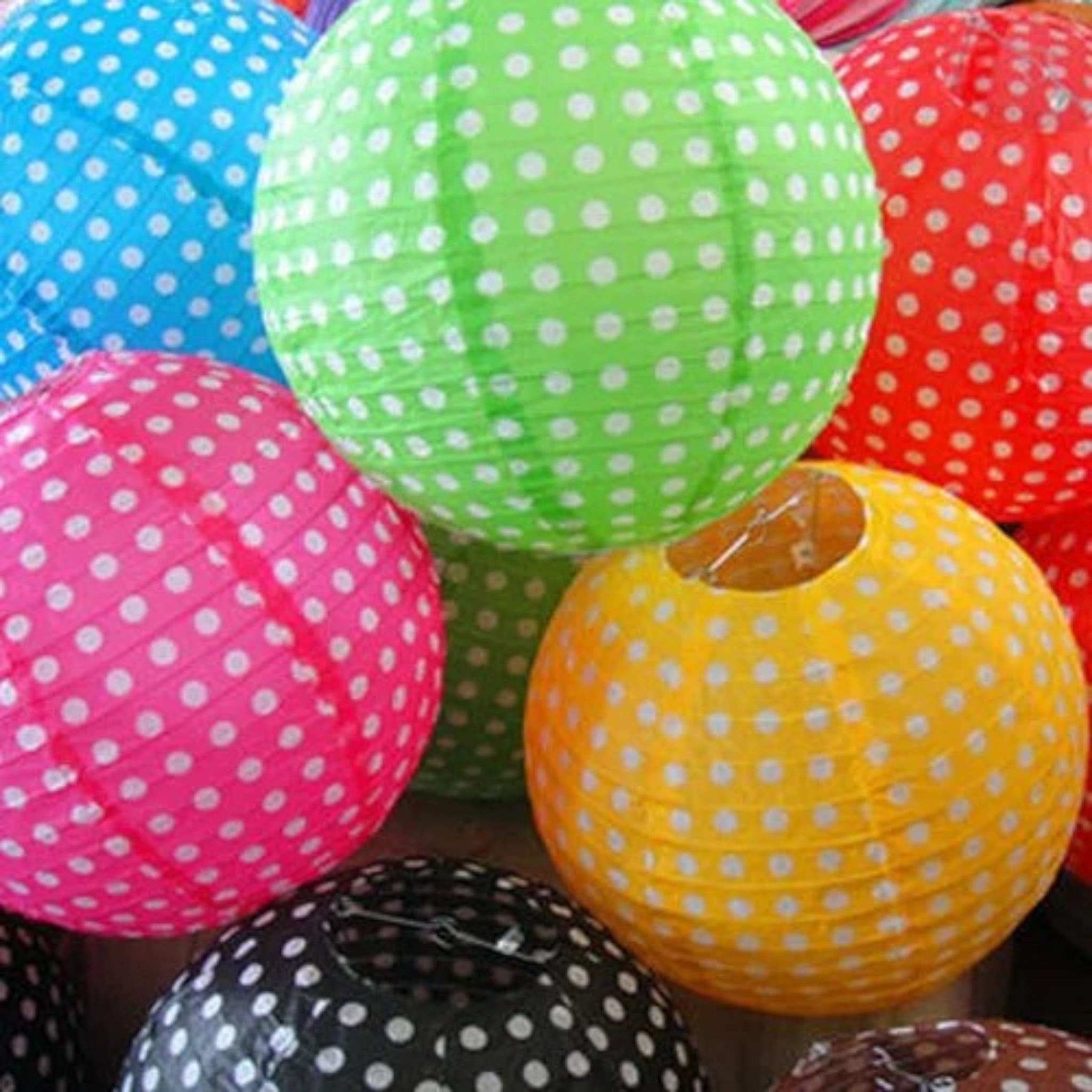 Chinese Polka Dot Paper Lantern 25cm 1pc