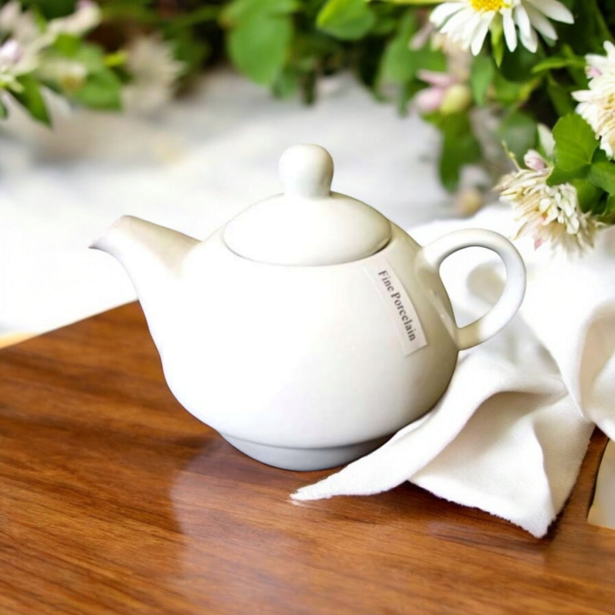 Porcelain Ceramic Tea Pot 550ml White