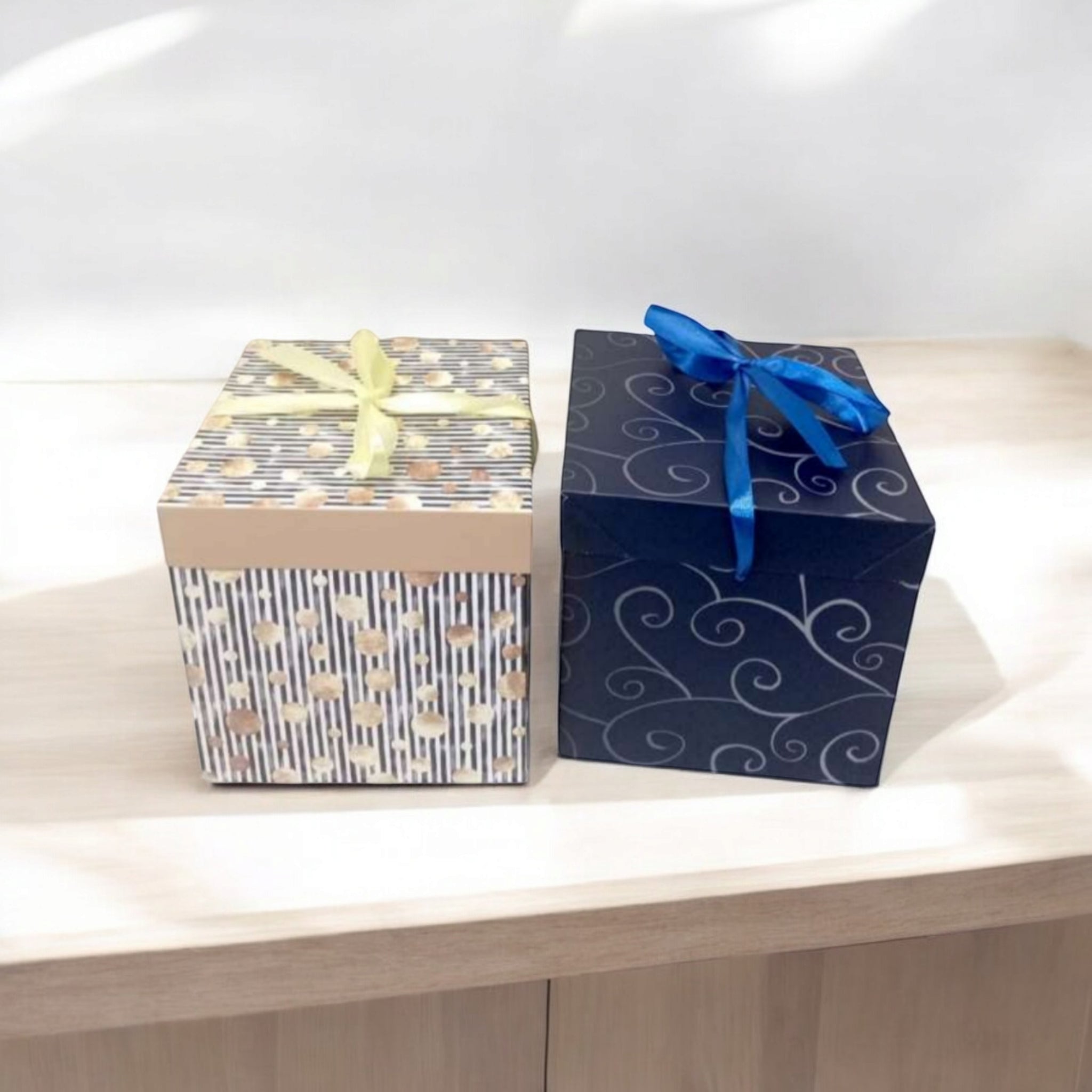 Gift Box Designer Pattered - Square Folding Cardboard Boxes 15x15x15cm 1pc