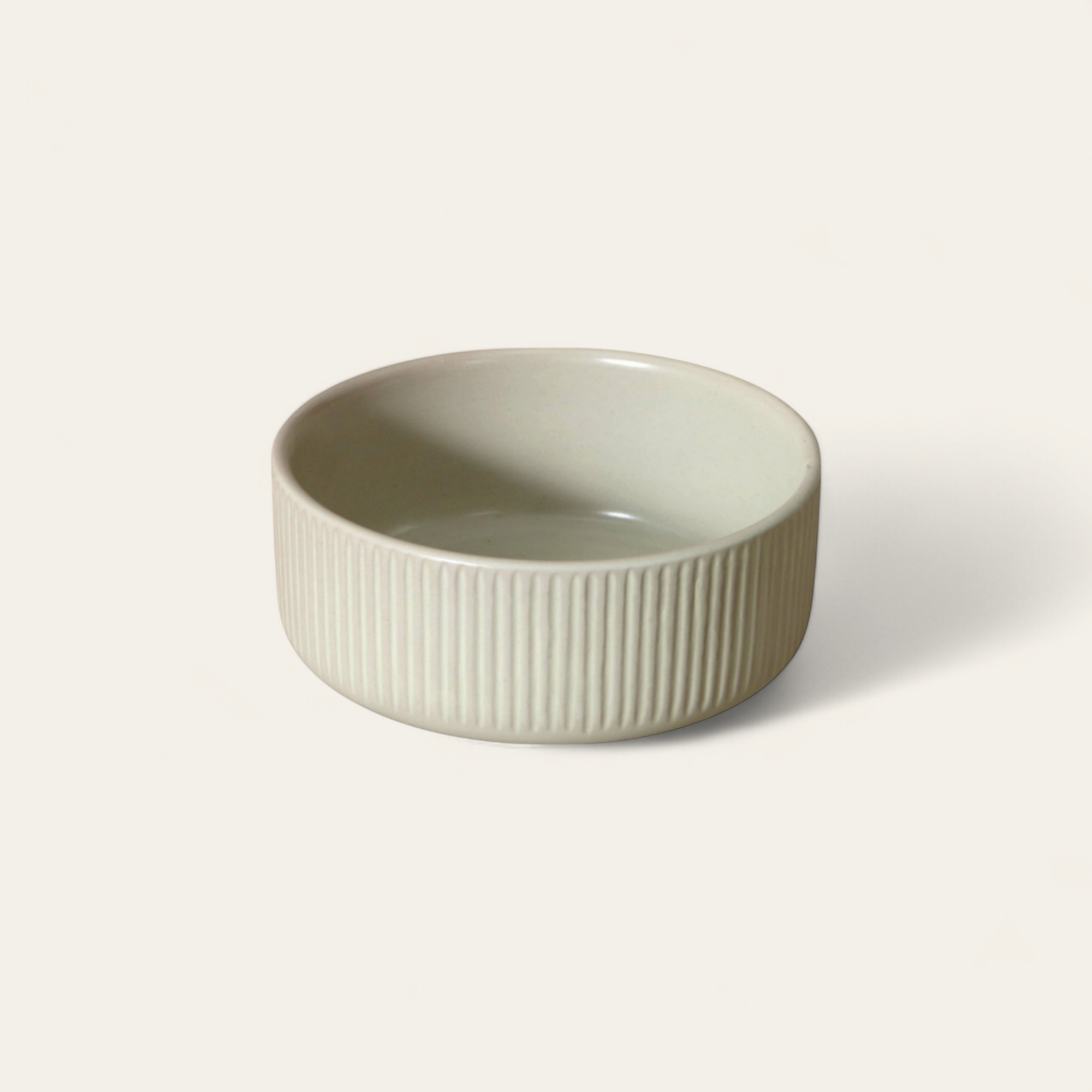 Stoneware Ribbed Bowl Cream 16.5cm