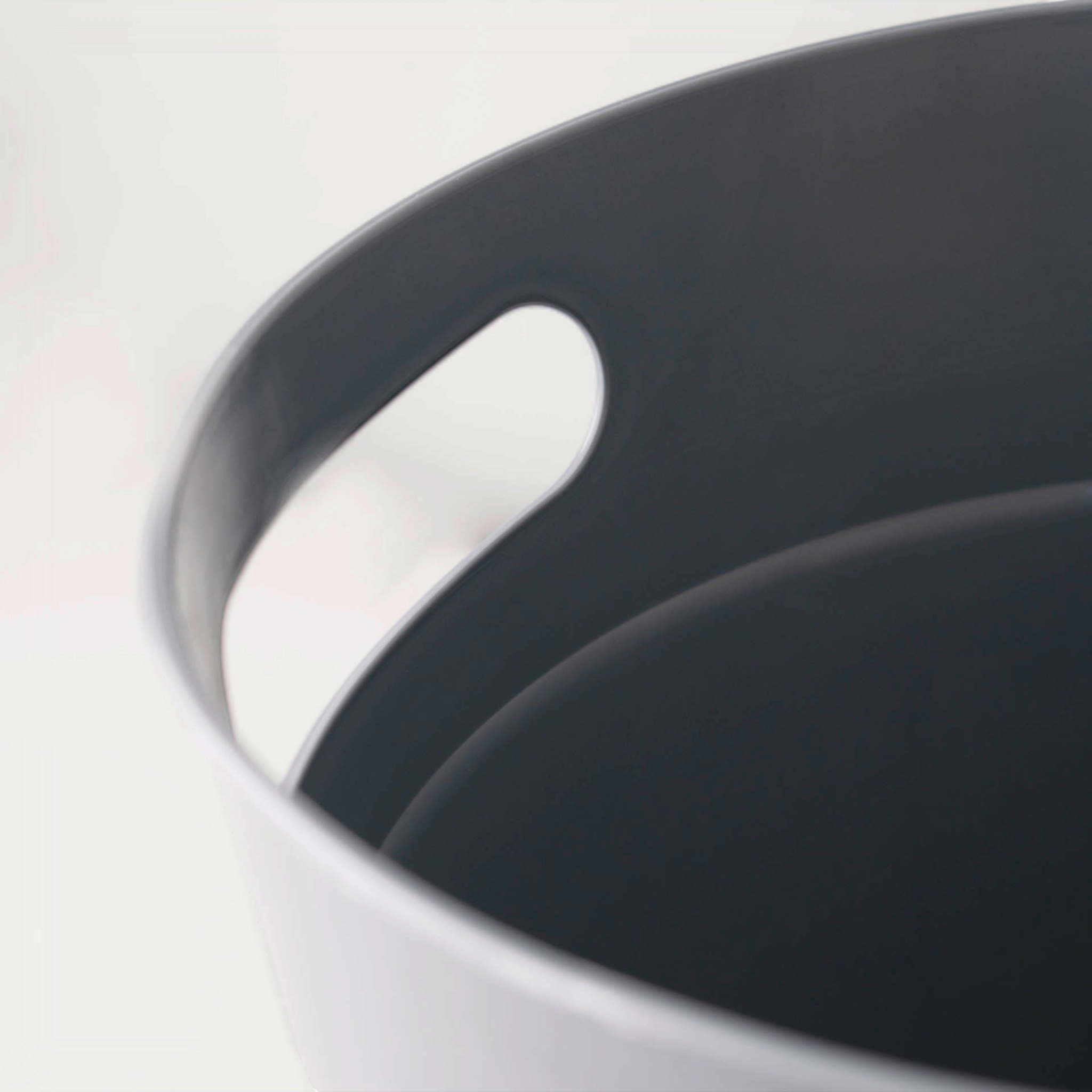 Otima Breezy 9L Plastic Ice Bucket with Carry Punch Handle