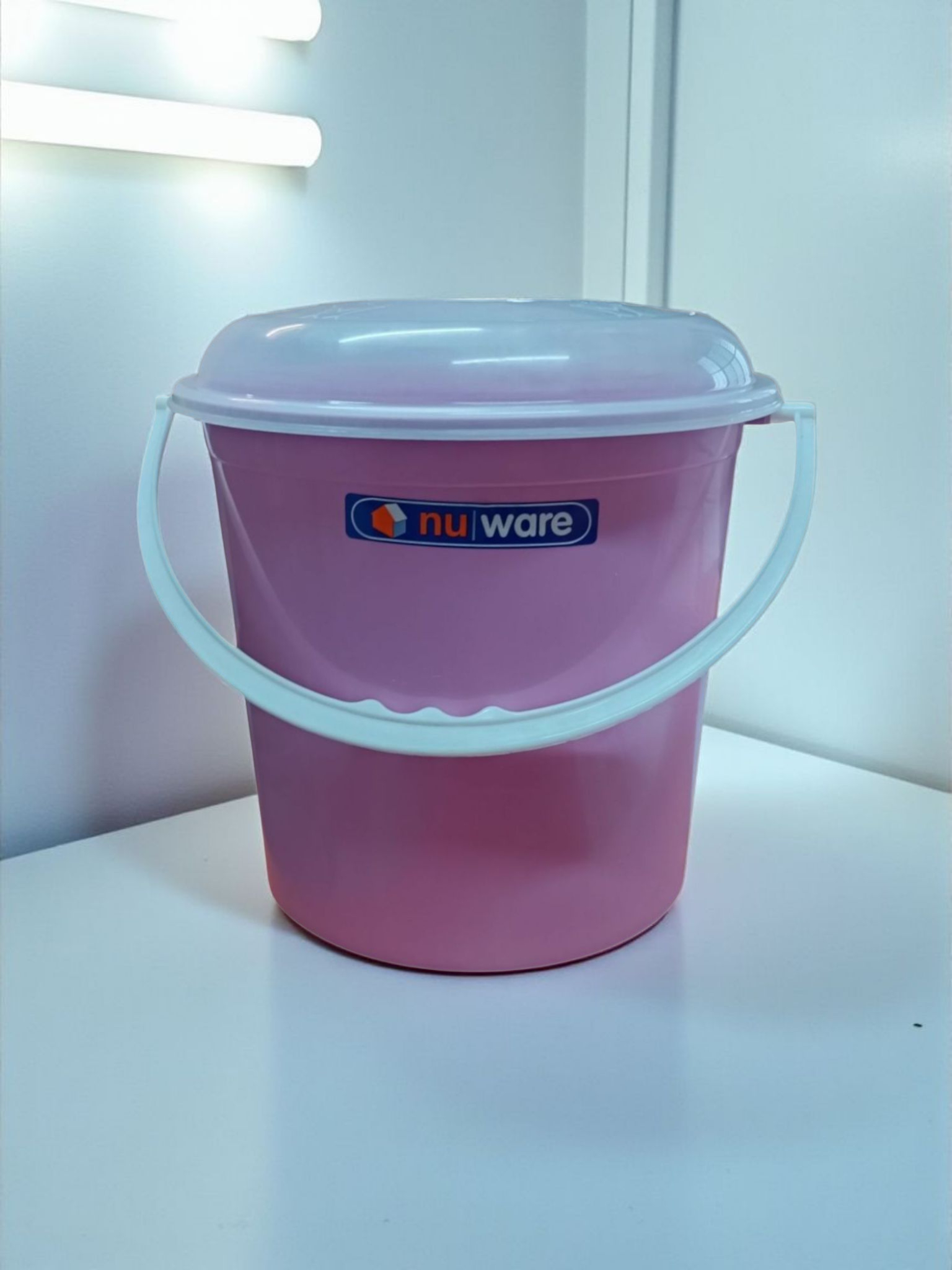 Nu Ware 15L Bucket Virgin with Air Tight Lid BU-15G