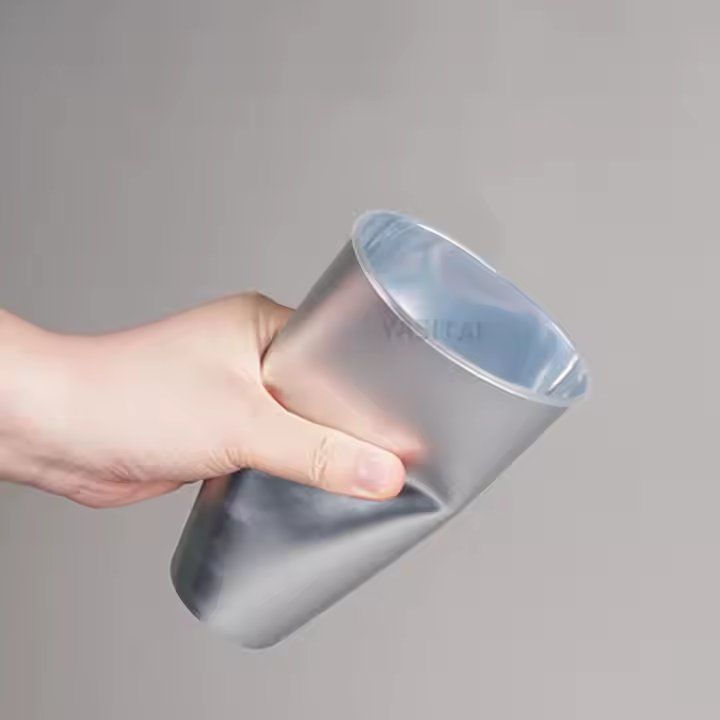 Disposable PP Drinking Silver Cup with White Sipper Lid