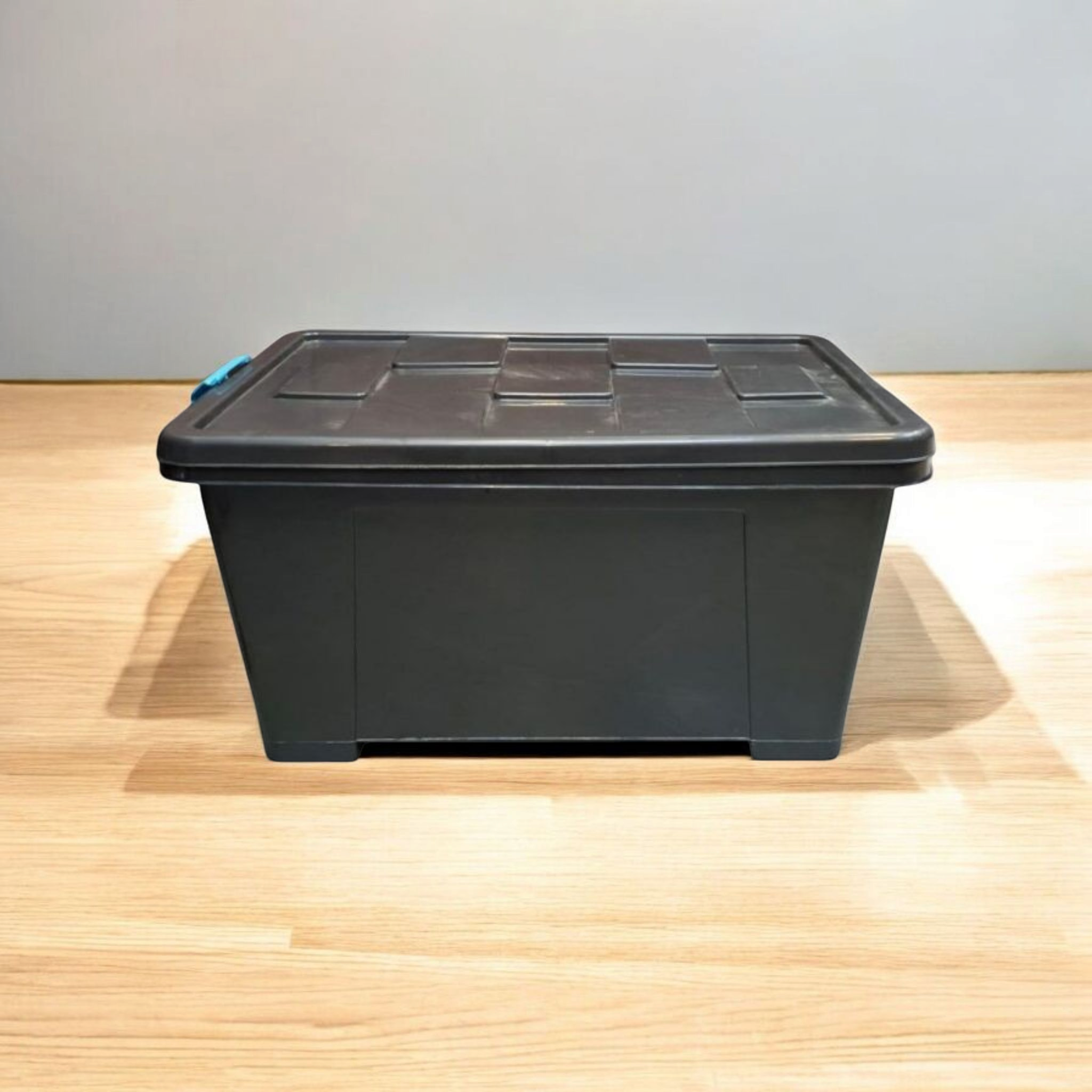 Nu Ware 70L Plastic Storage Container with Clip Lid