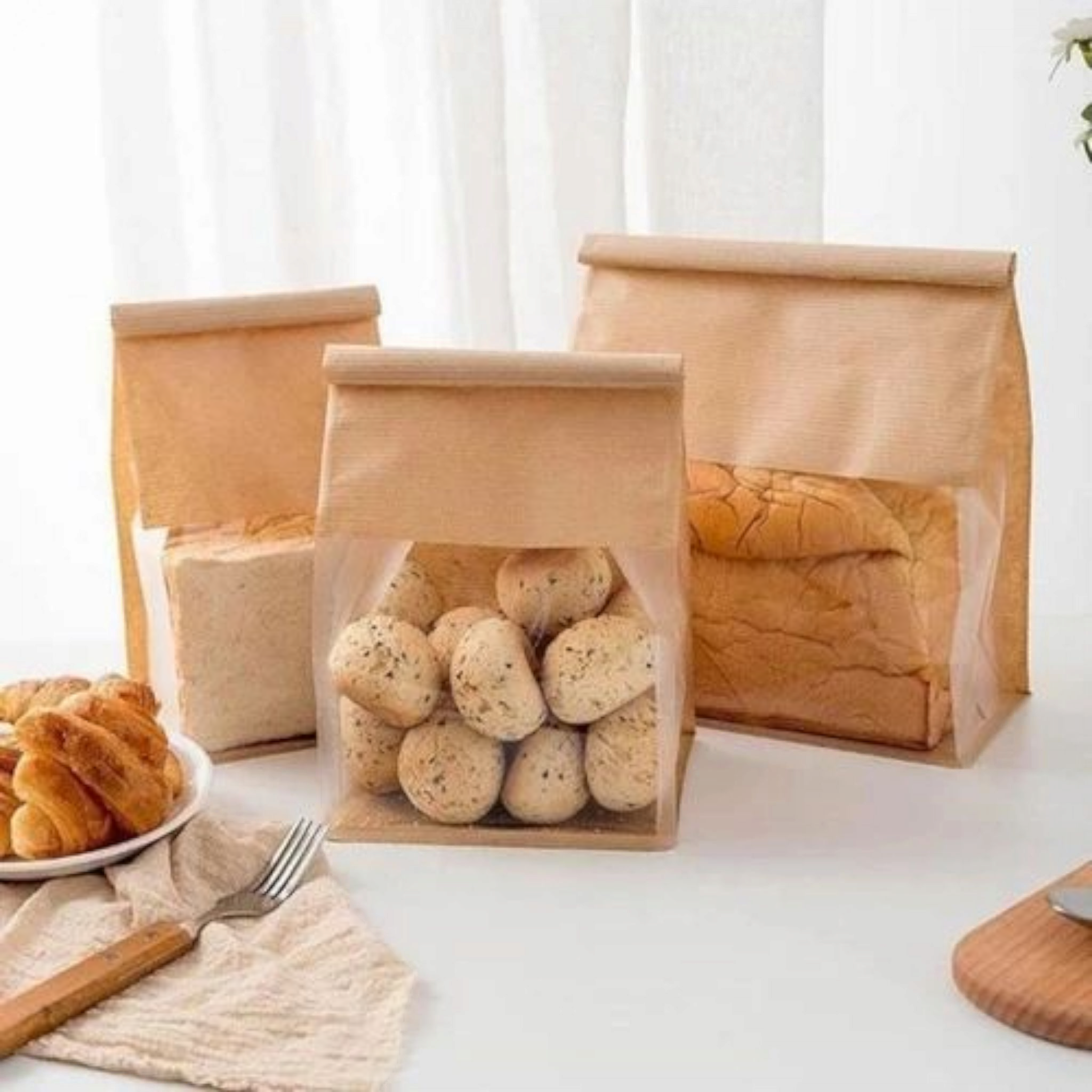 Food Grade Bakery Plastic Bags Transparent Side & Front Window Tissue Paper with Tin Tie 3D Flat Bottom 10pack