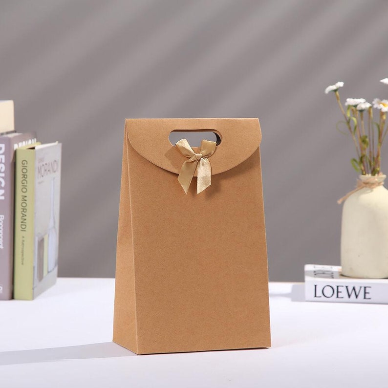 Kraft Paper Gift Bag Die Cut Handle with Bow Ribbon
