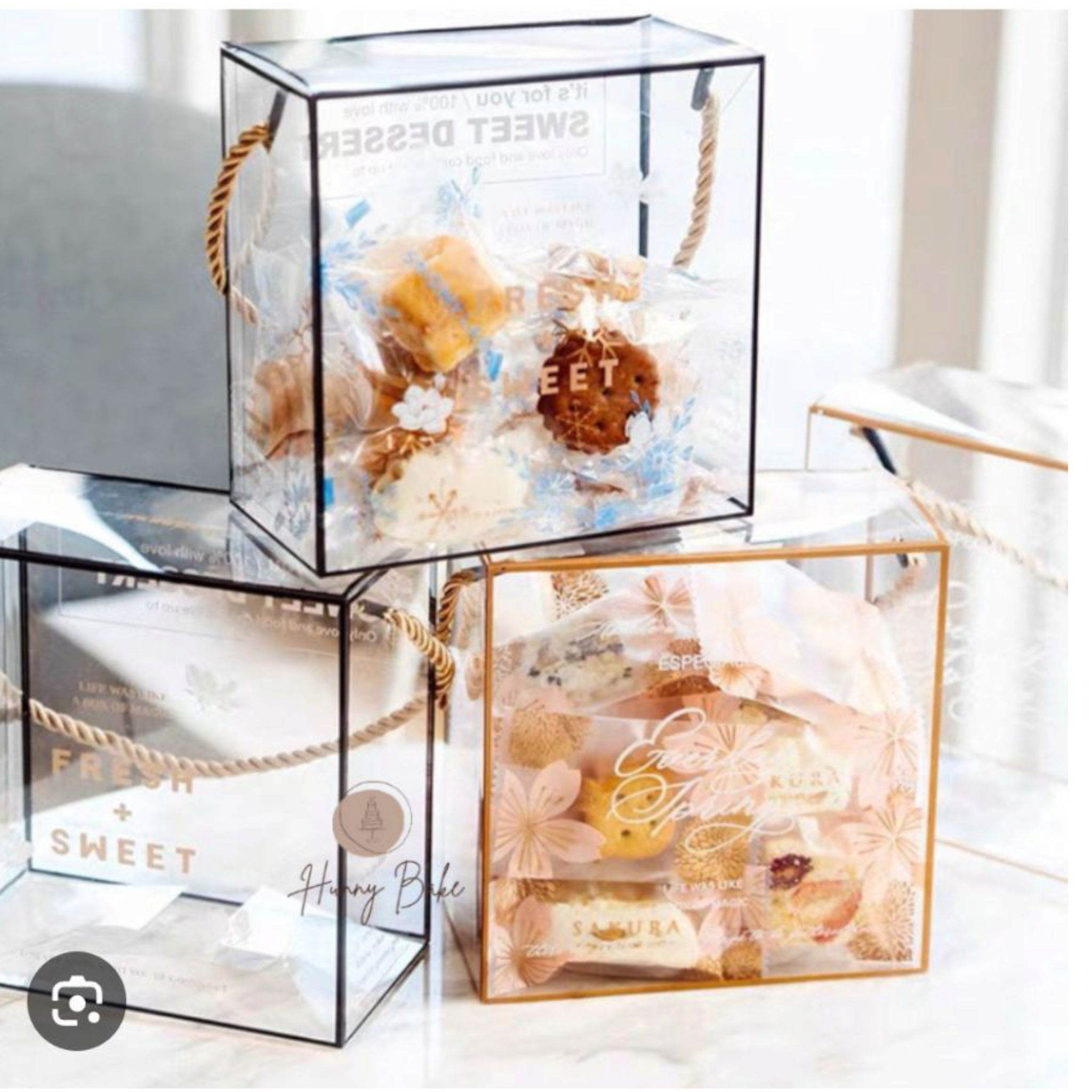 PVC Gift Box Gold Bordered with Rope String Handle 18x18x9cm Transparent