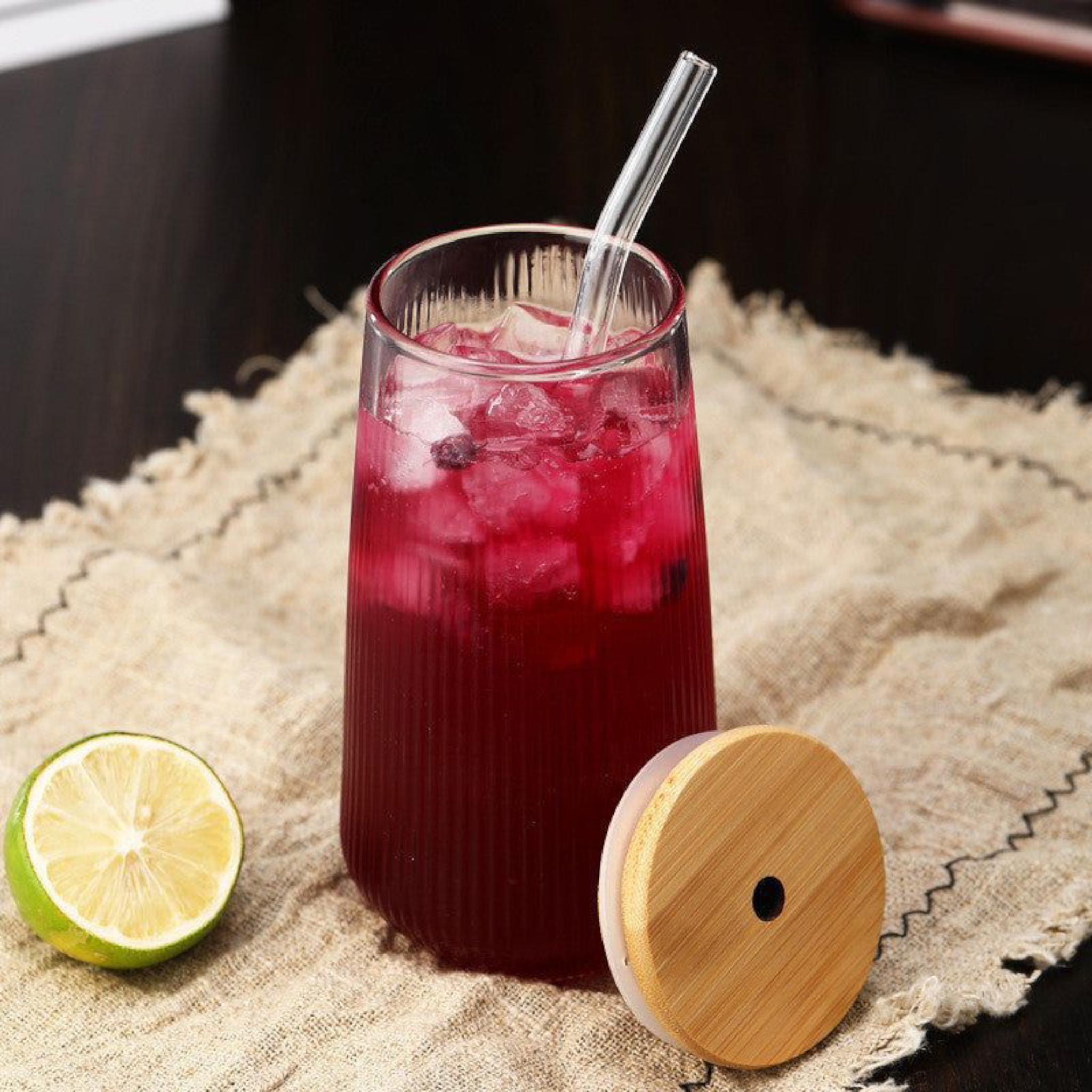 Glass Drinking Vertical Ribbed Cup 550ml with Bamboo Lid & Clear Curve Straw 15.5x7cm