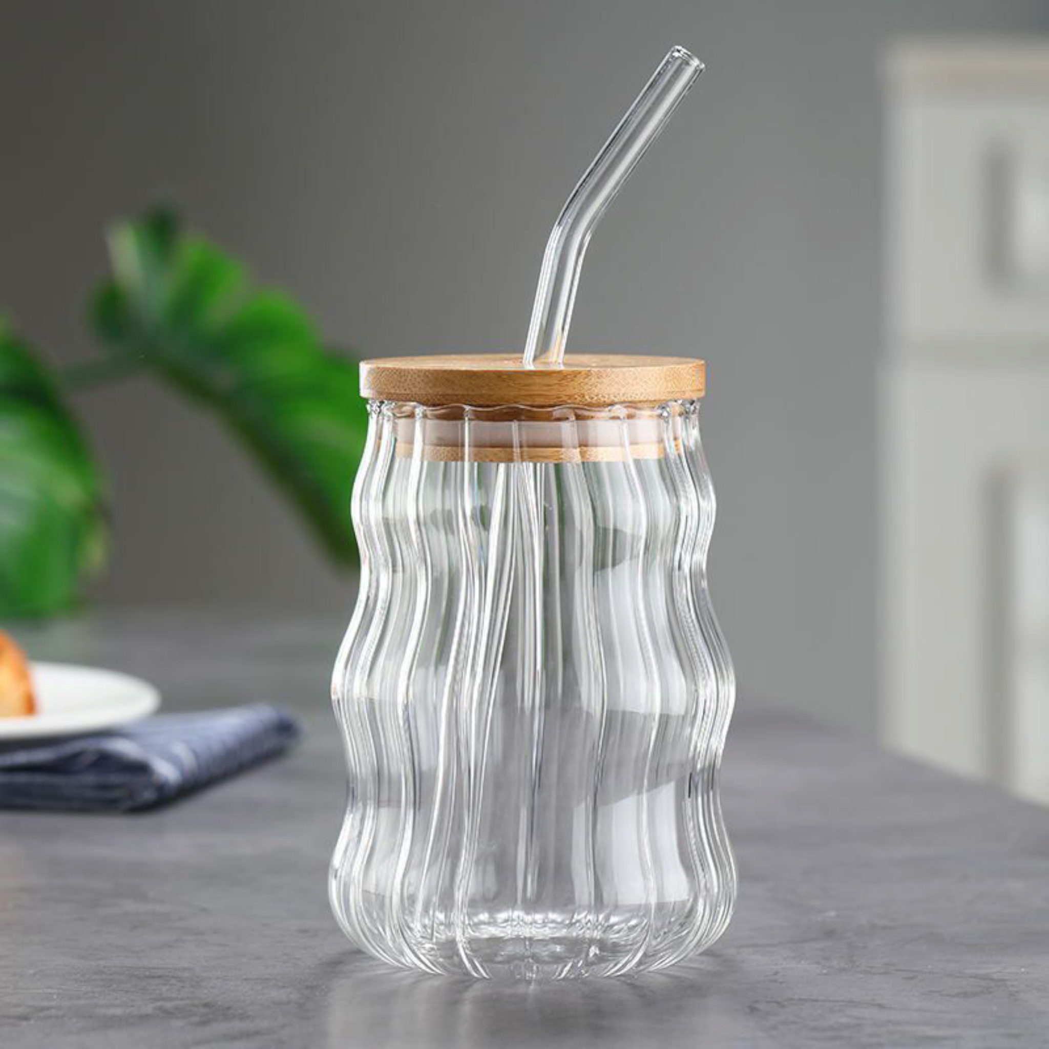 Glass Drinking Wavy Cup Ribbed with Bamboo Lid & Glass Curved Straw 500ml 7x15cm