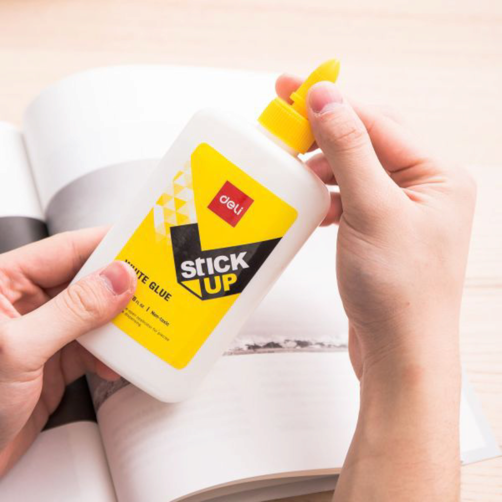 Deli White Craft Glue 230ml