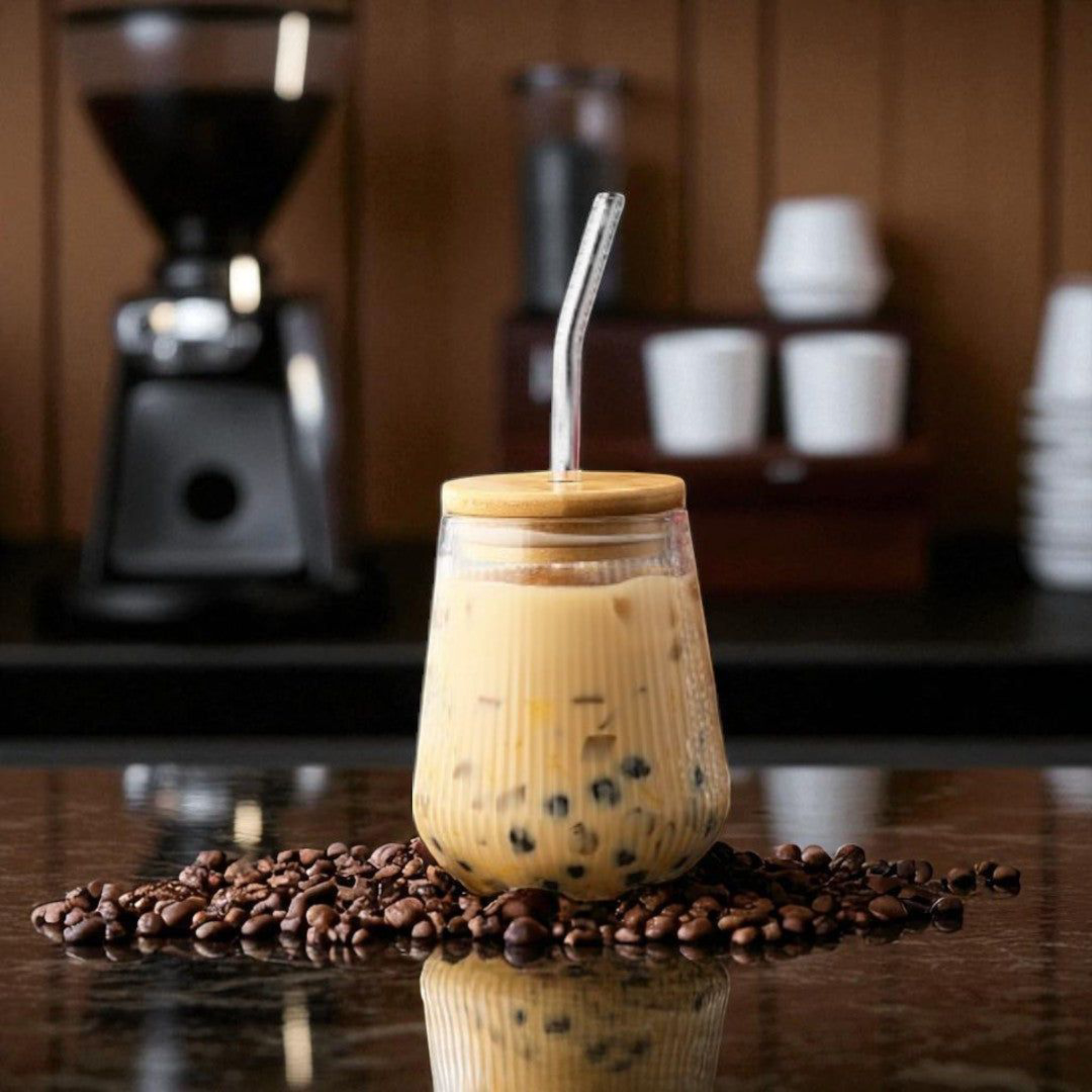 Glass Drinking Vertical Ribbed Cup 500ml with Bamboo Lid & Curved Straw 7x11cm