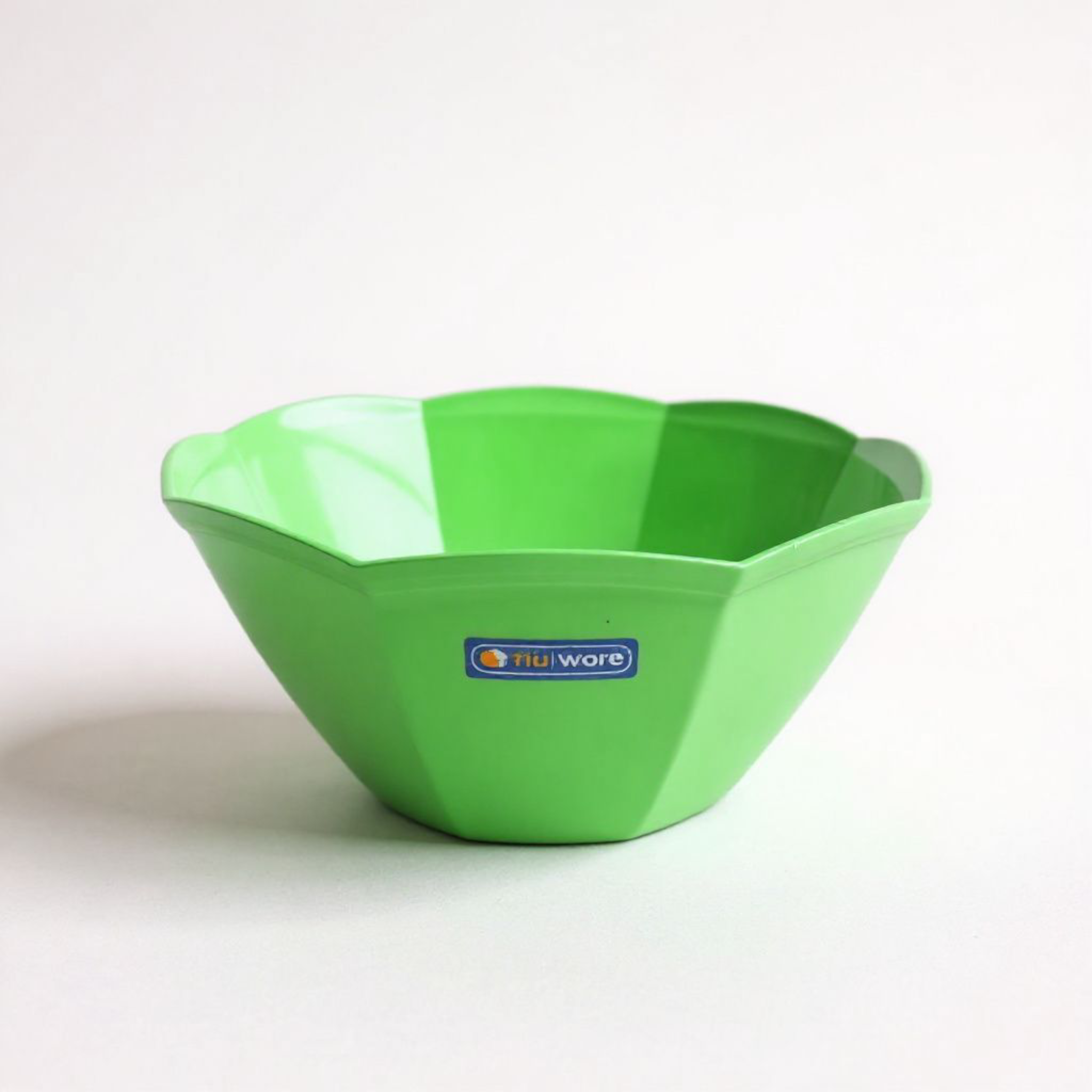 Nu Ware Octagon Salad Bowl Plastic