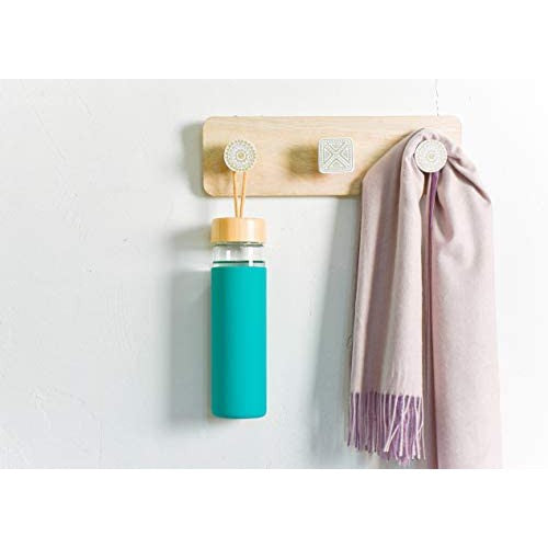 Glass Drinking Bottle 600ml Silicone Grip with Bamboo Lid and String 27134