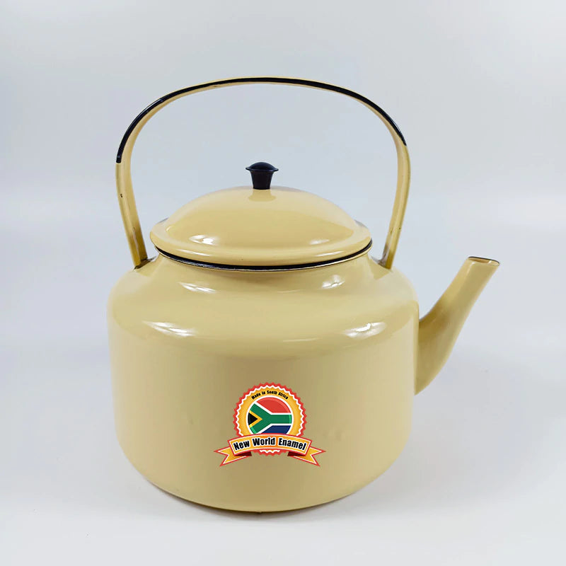 Kango Enamel Kettle 3.5L Cream CM12335