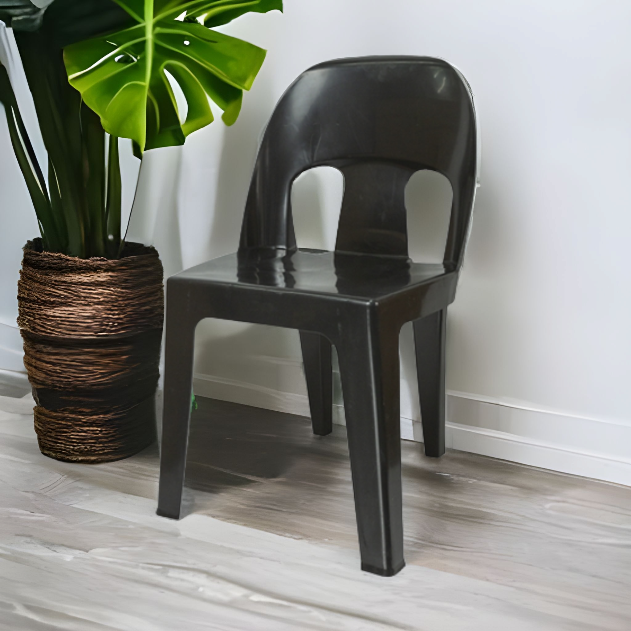 Econo Party Chair Black