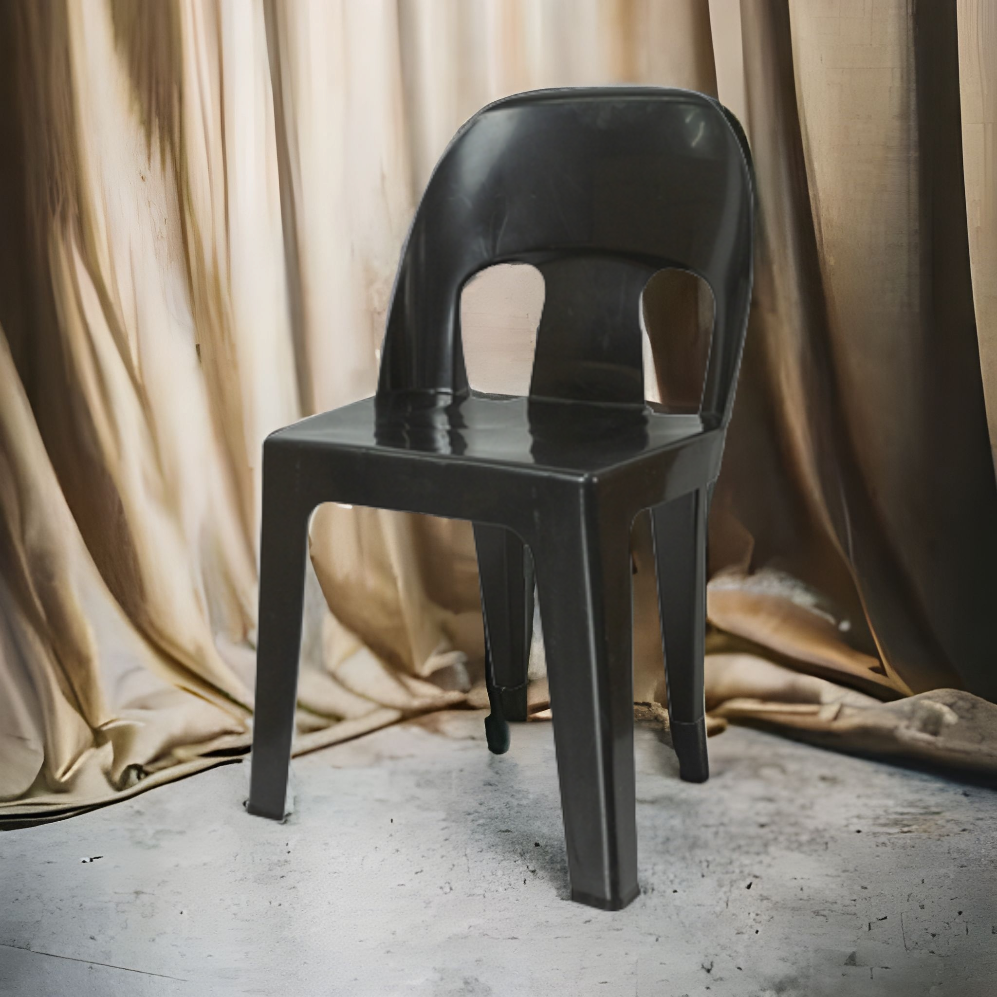 Econo Party Chair Black