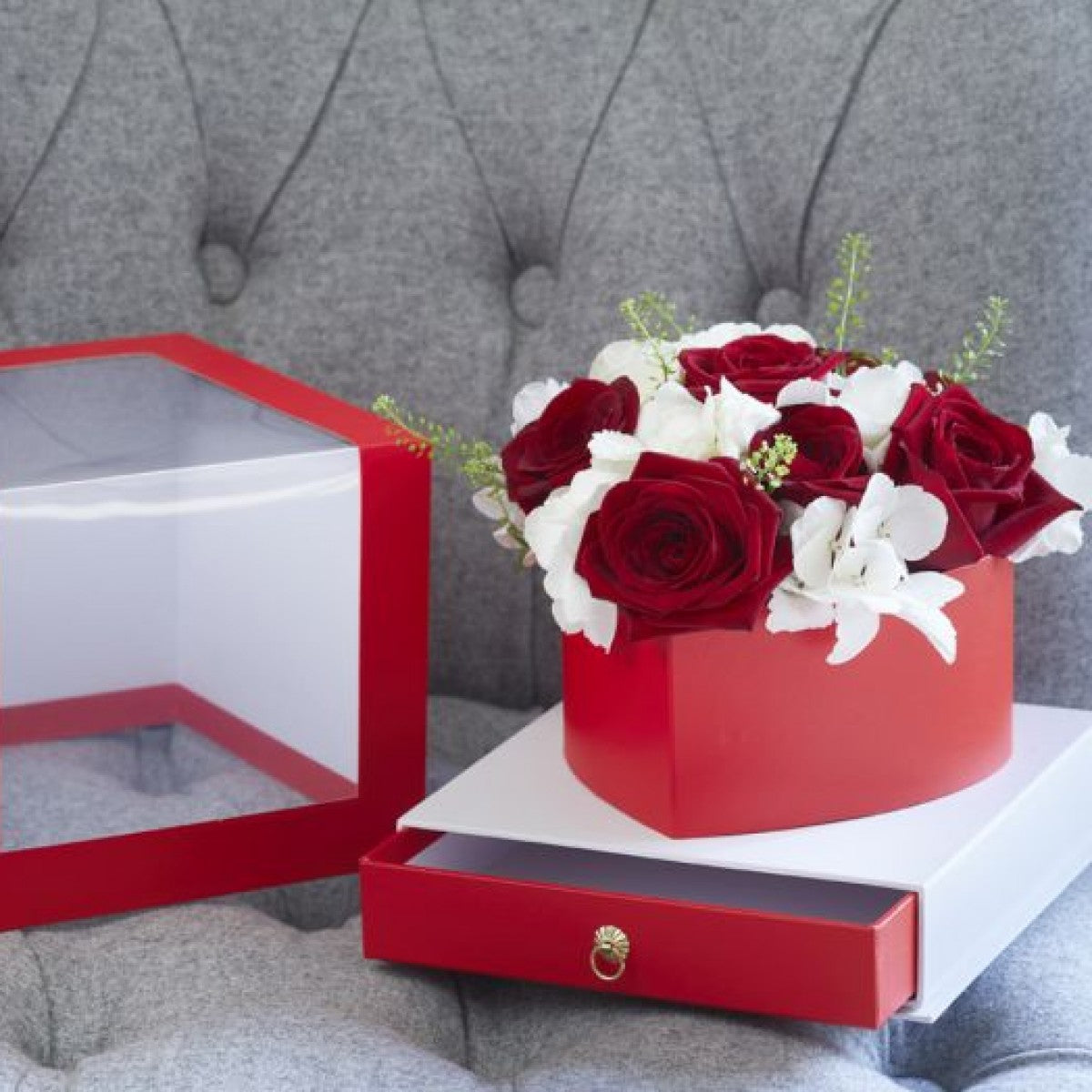 Aria Red Heart Gift Paper Box Lined Square