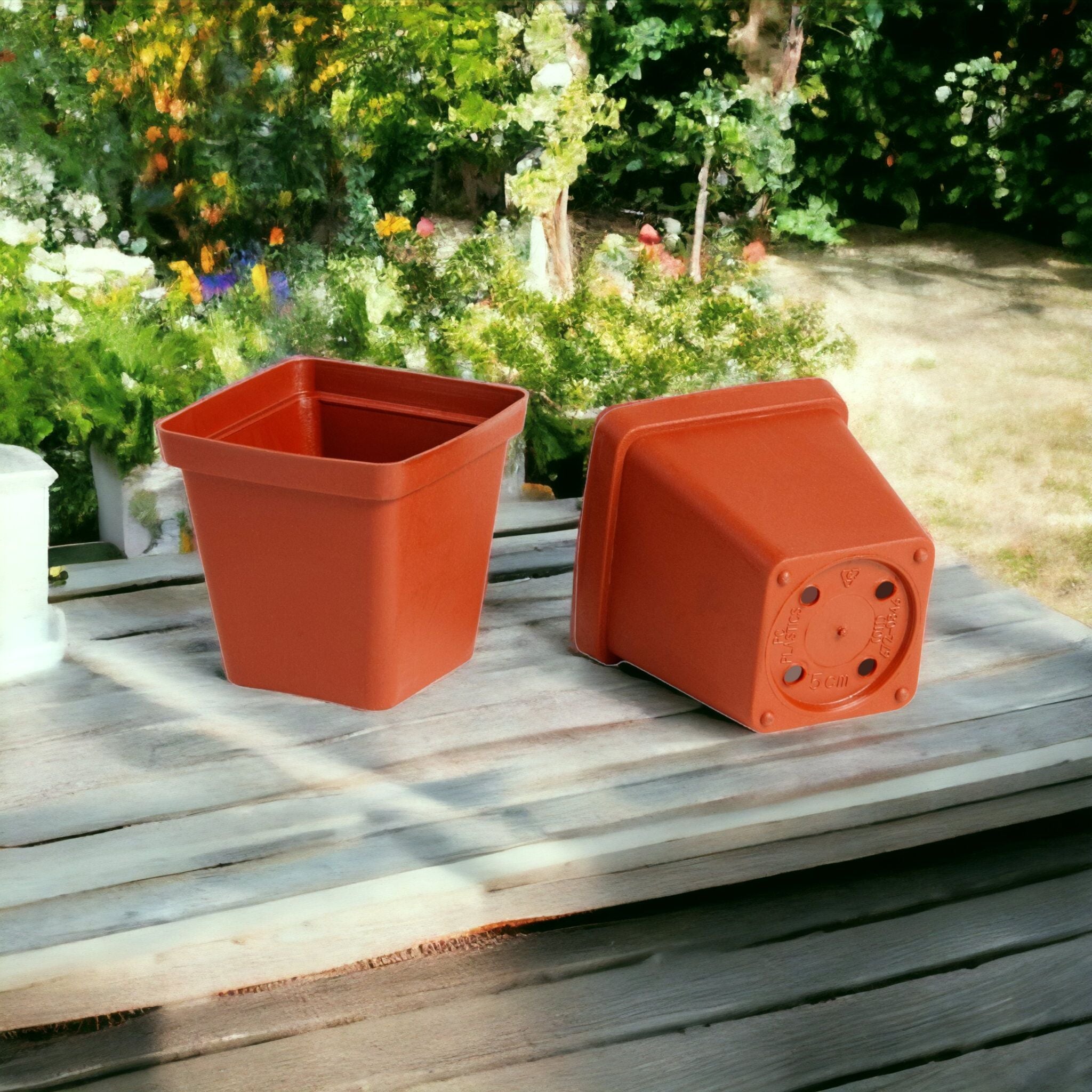 Plant Pot Plastic 7.5cm Terracotta