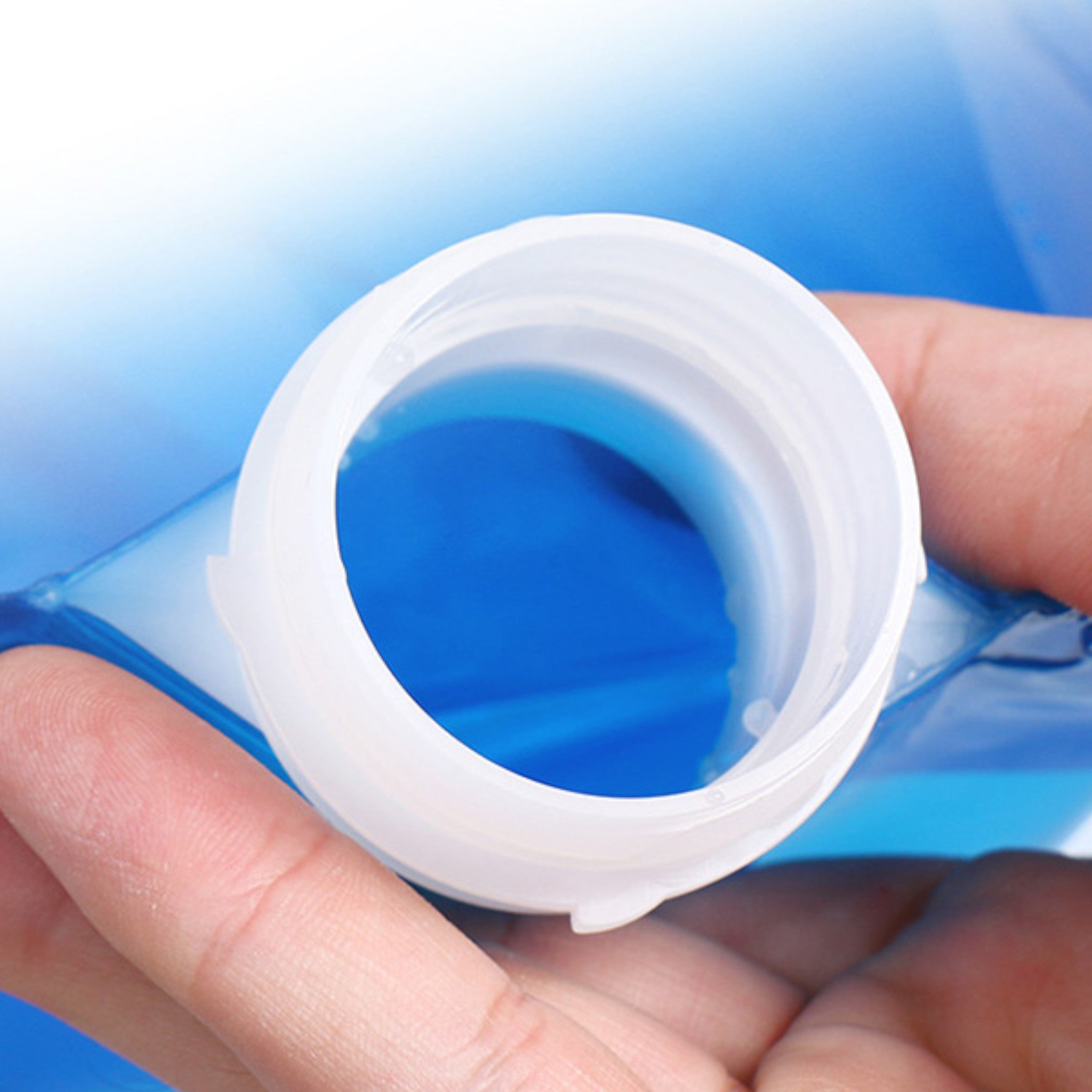 Stand-Up Beverage Portable Carry Pouch Bag  Food Grade Clear with Side Spout & Spigot 5L