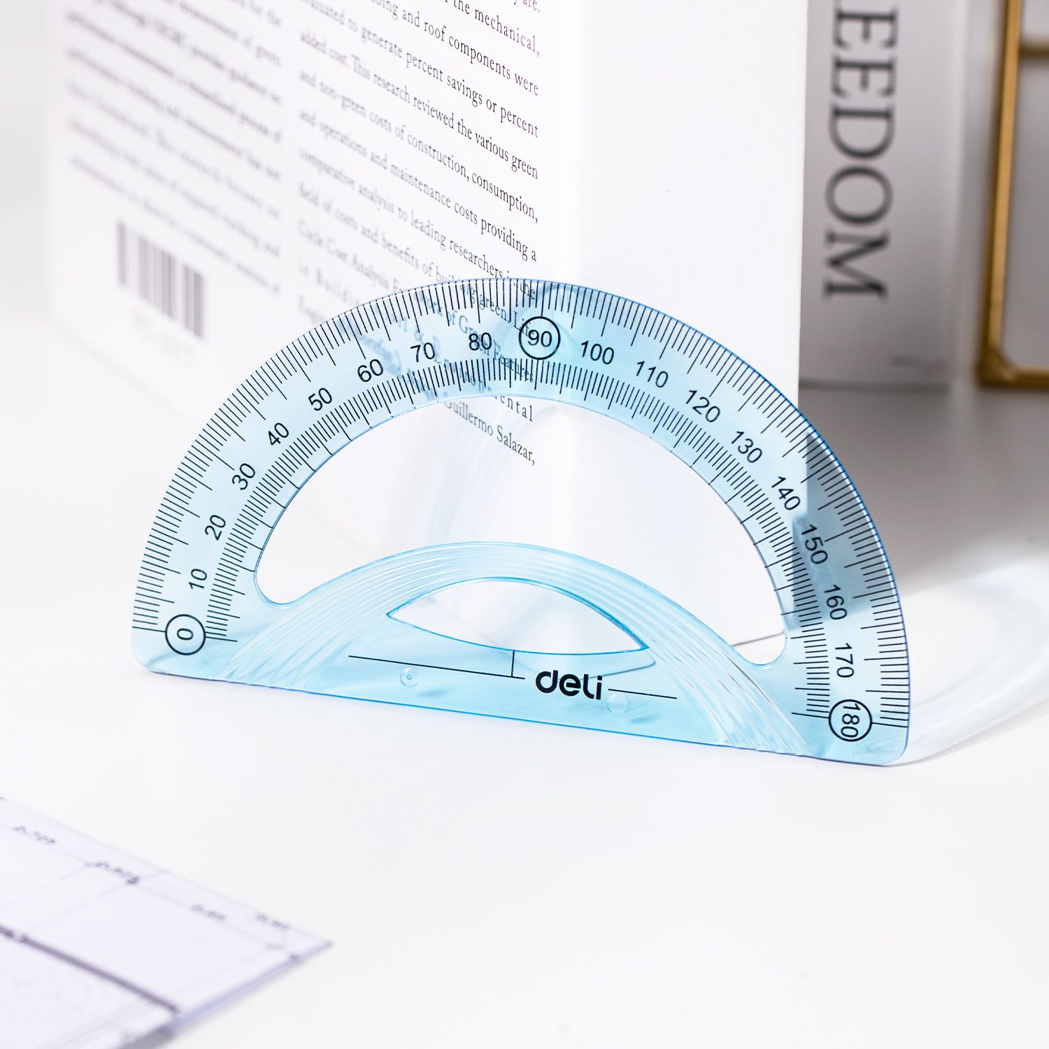 Deli Protractor 180deg 12cm Blue