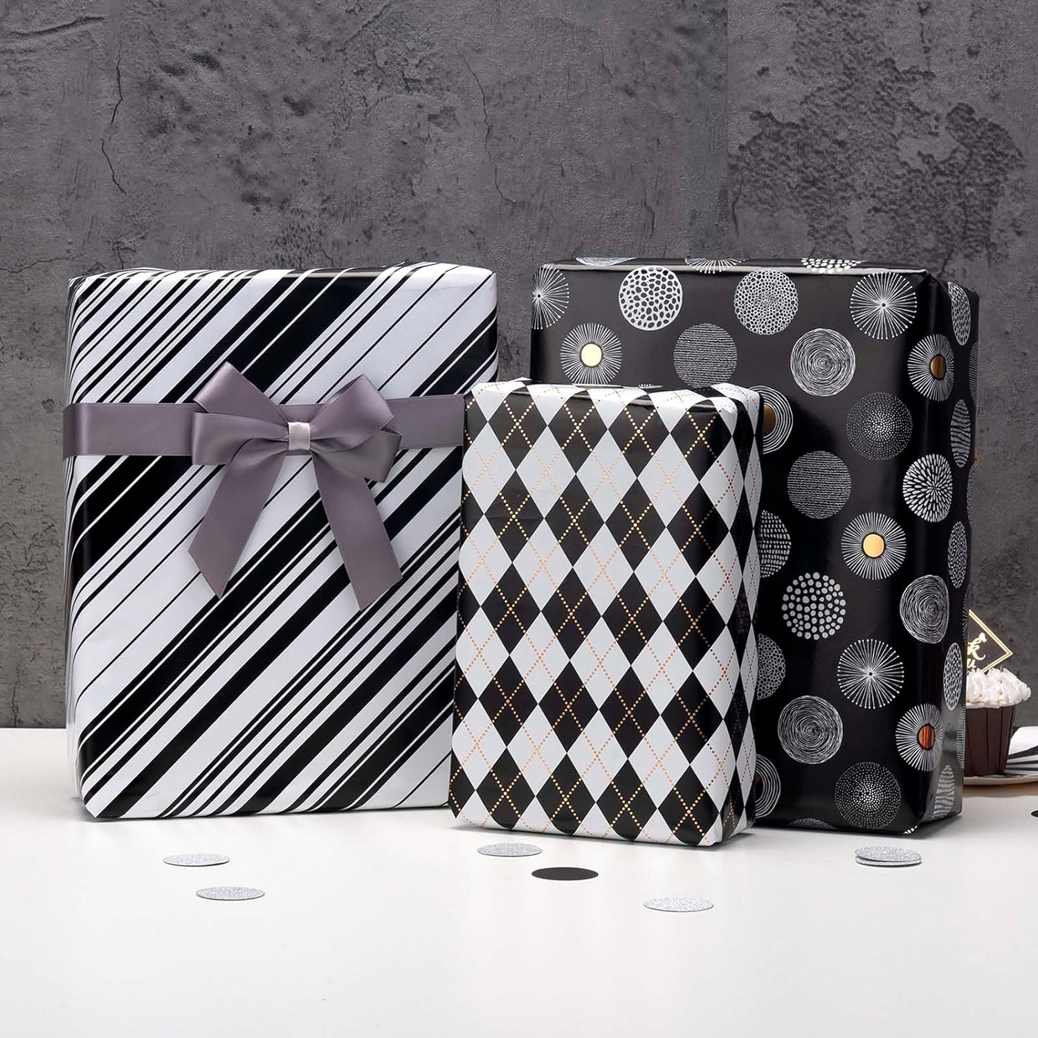 Gift Wrapping Counter Roll Demsak Buff Black and White 80gsm 490mmx100mtr