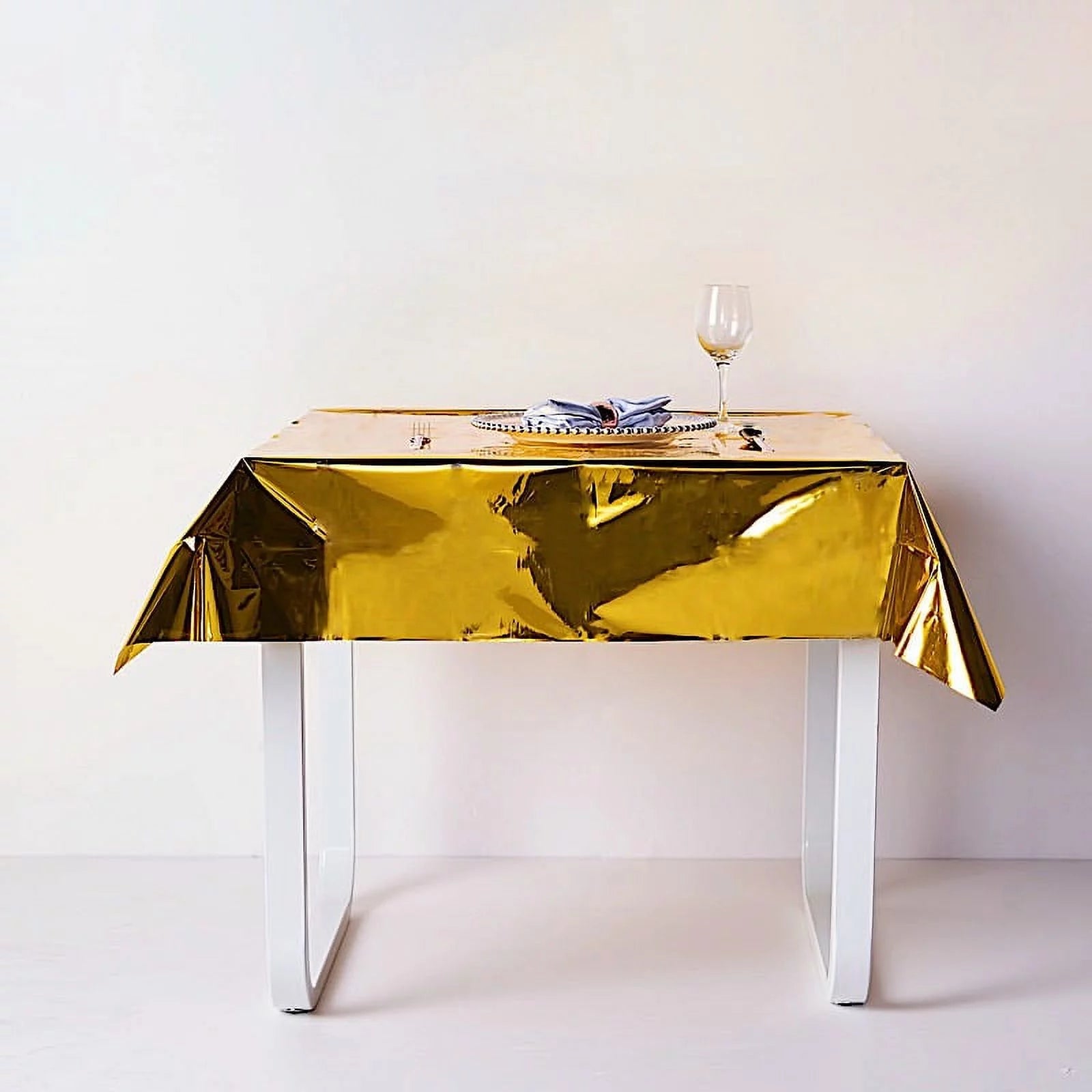 Metallic Plastic Table Cover 137x183cm Rectangular