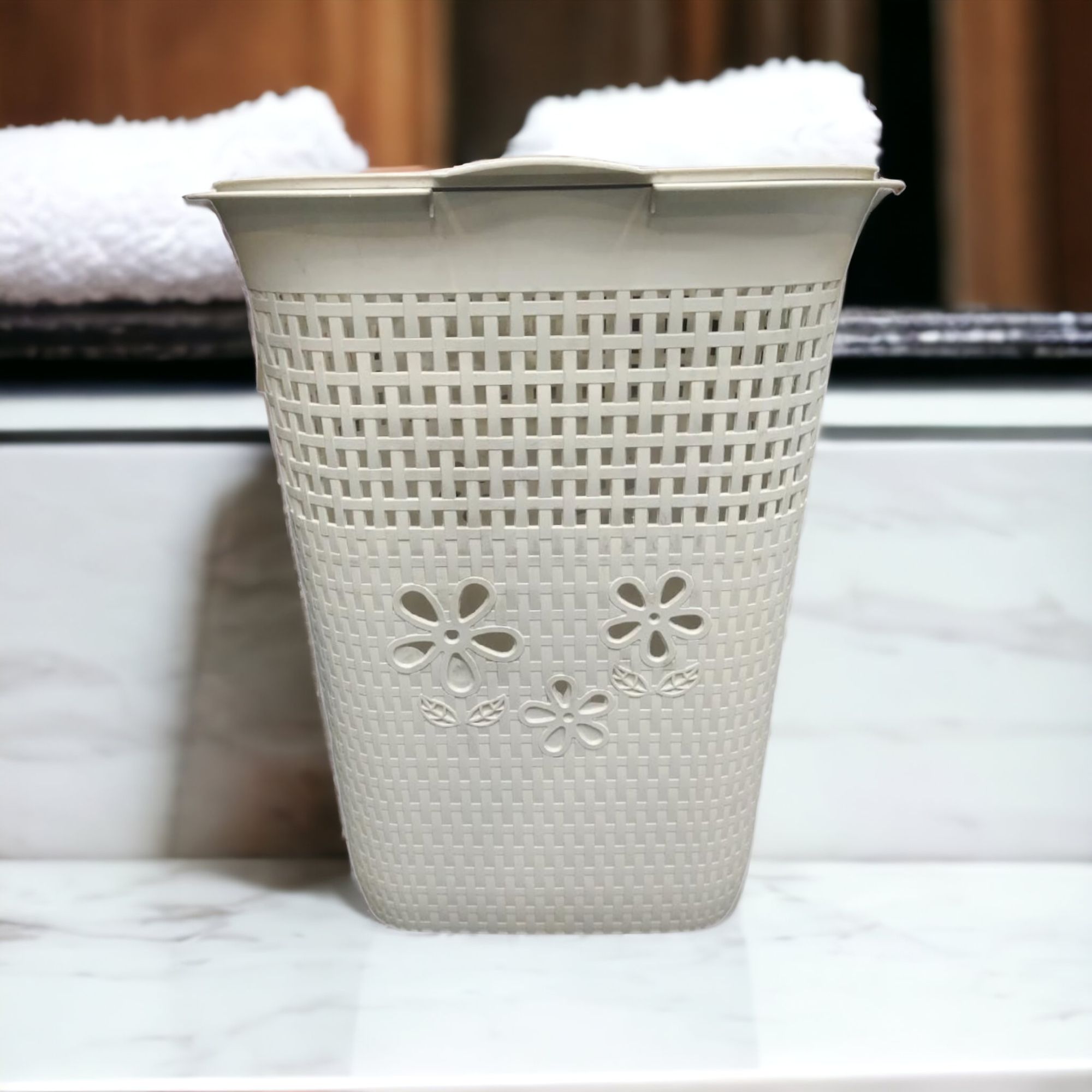 Laundry Basket Daisy 55L with Lid 431