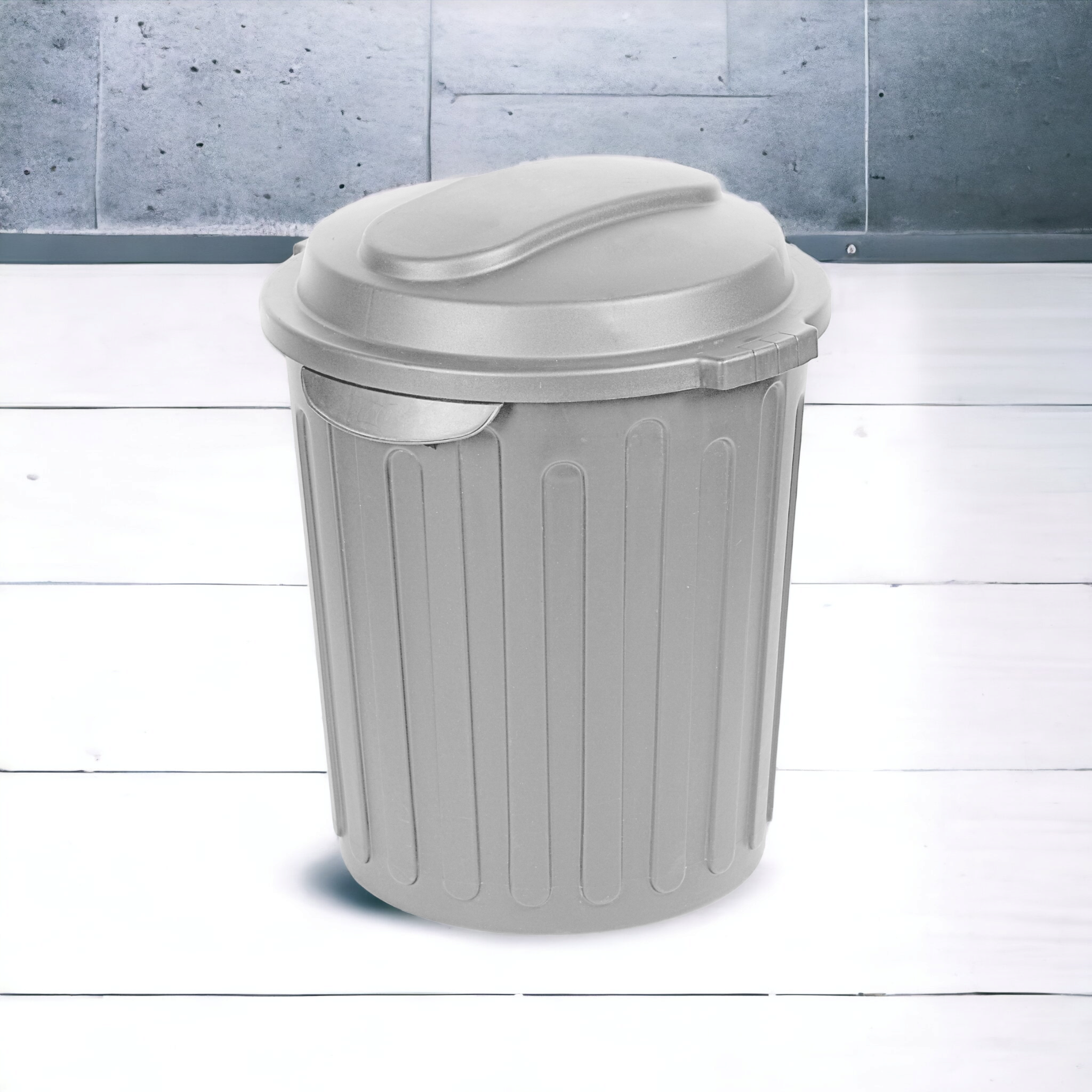60L Refuse Dustbin with Lid Silver Buzz