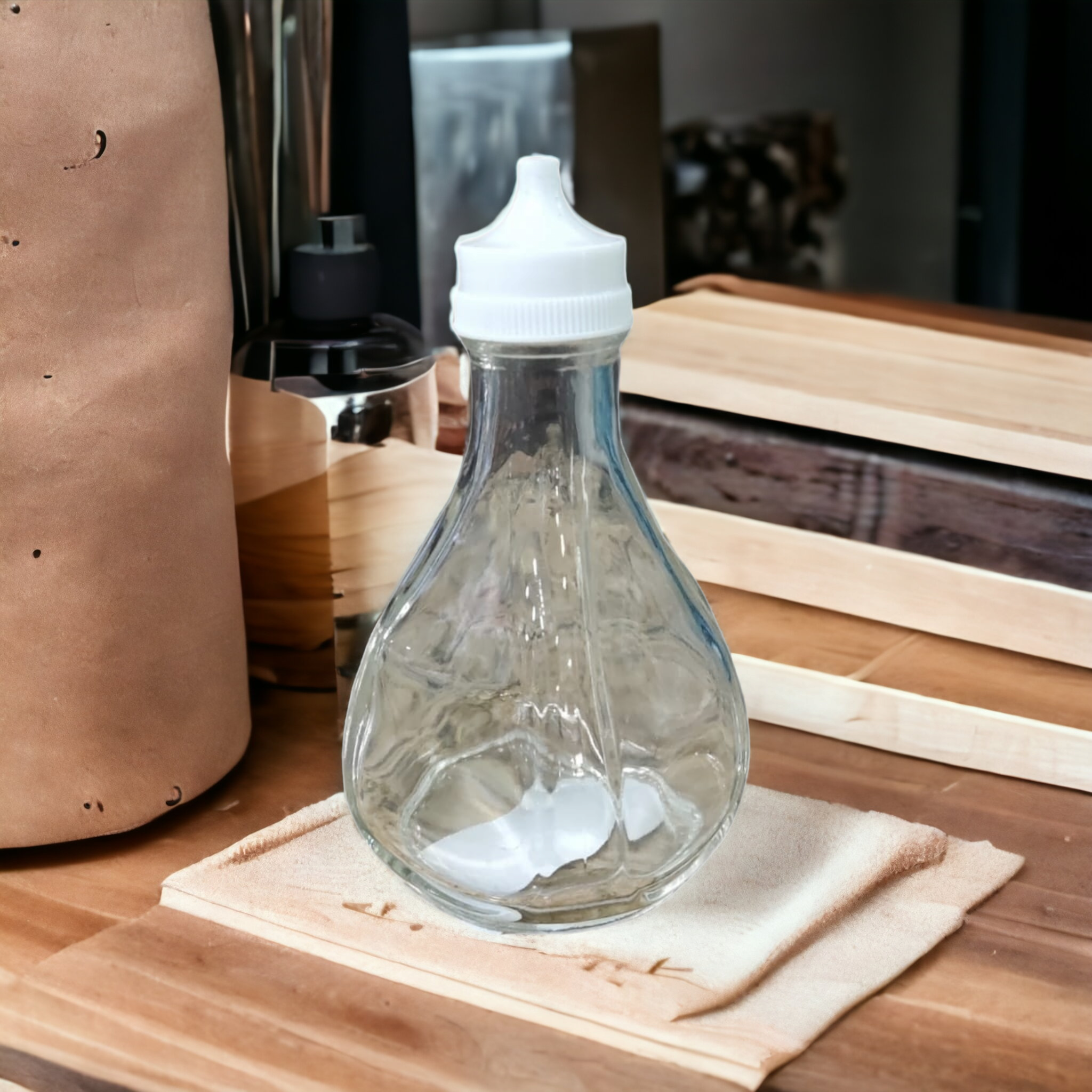 Glass Bottle  200ml Oil Vinegar Cone Shape with Lid