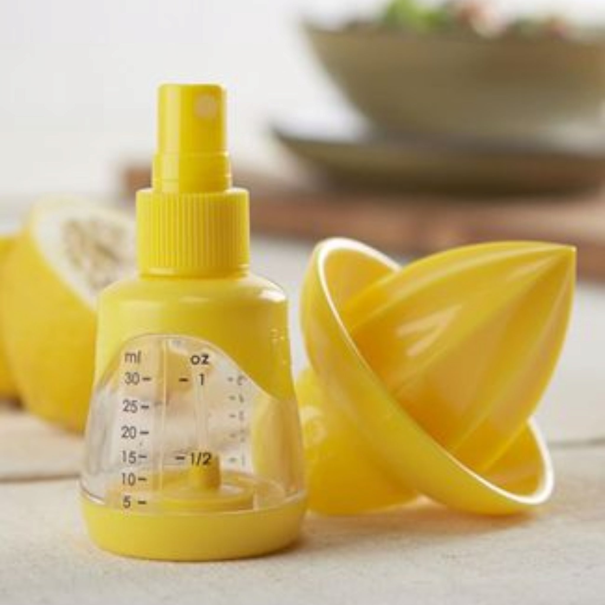 Joie Citrus Lemon Juicer 30ml & Sprayer