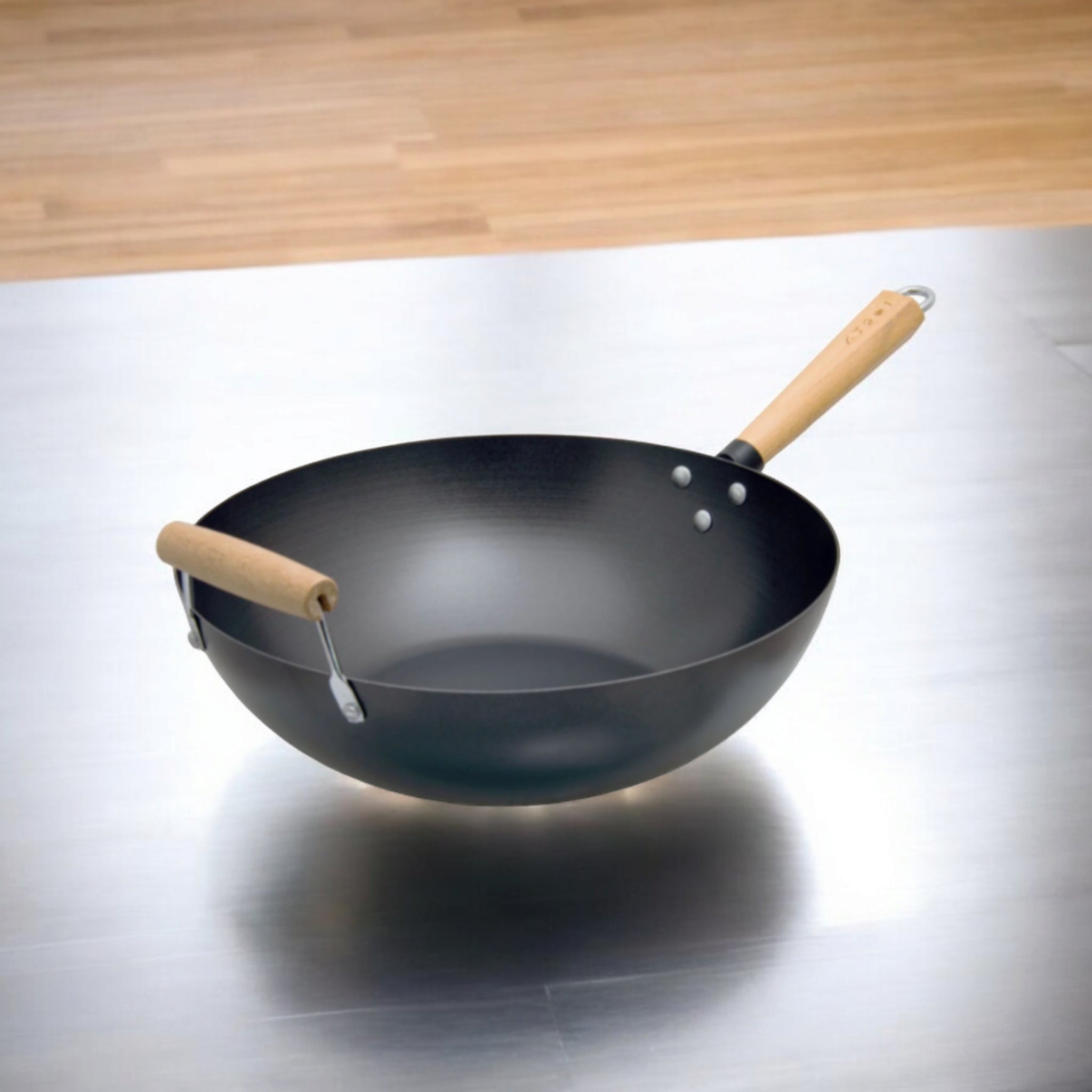 Regent Cookware Wok Carbon Finish with Wooden Handle 71201