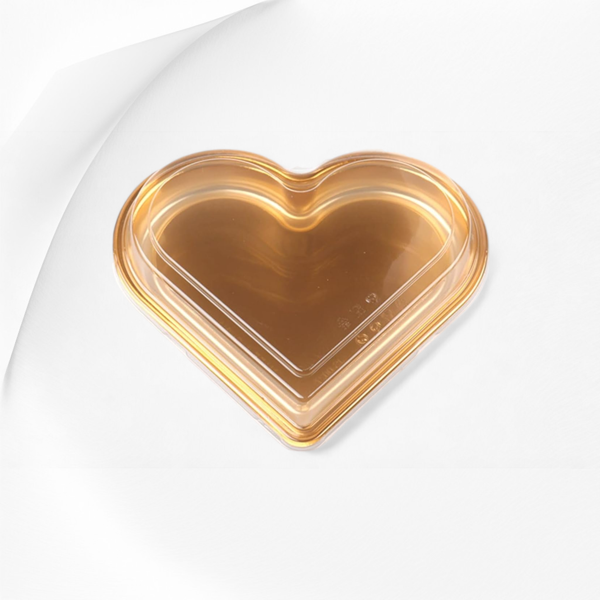 Disposable Serving To Go Plastic Heart Tray Gold with Lid