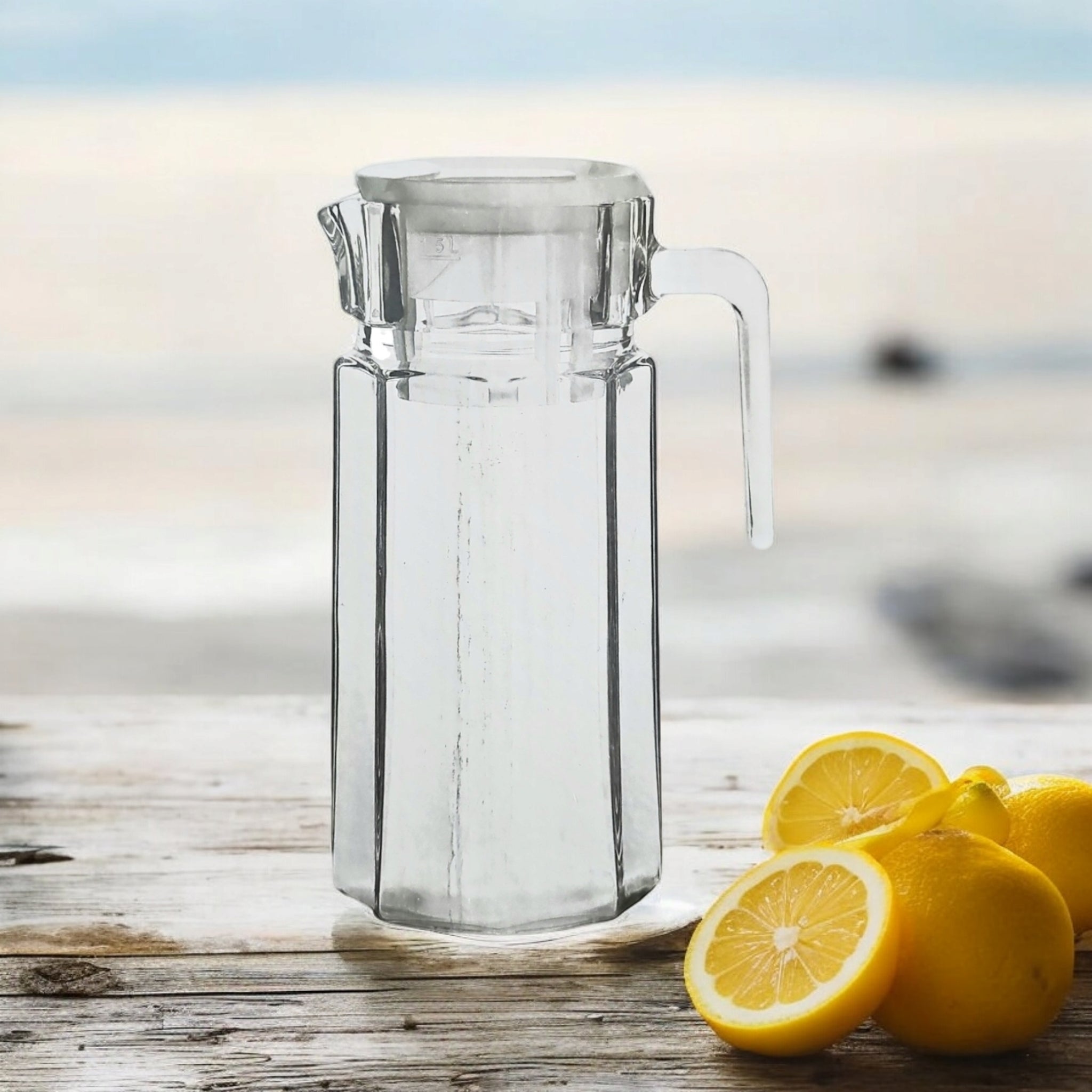 Glass Fridge Water Jug 1.4L with Clear Plastic Lid