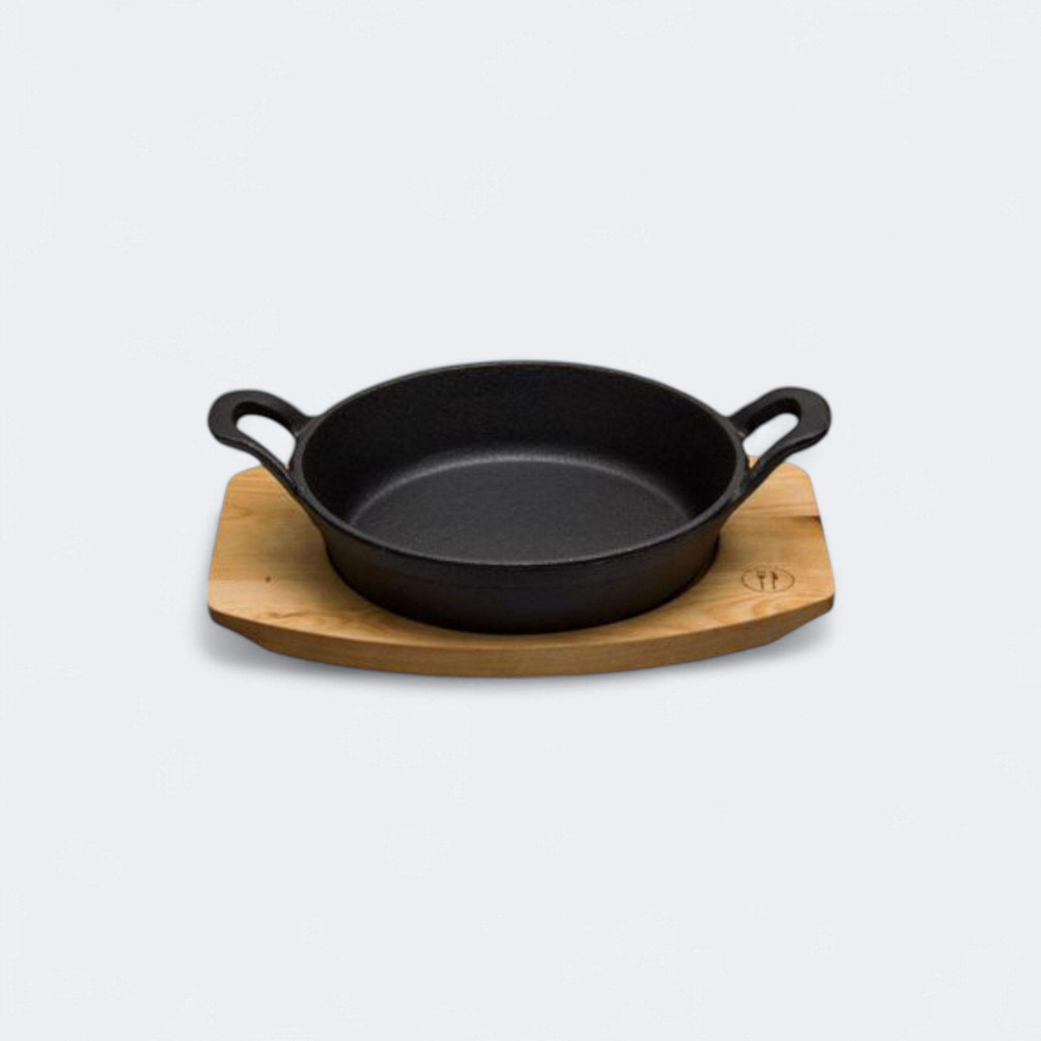 Regent Cookware Cast iron Pan with 2 Handlle on Brich Wood Board 30919