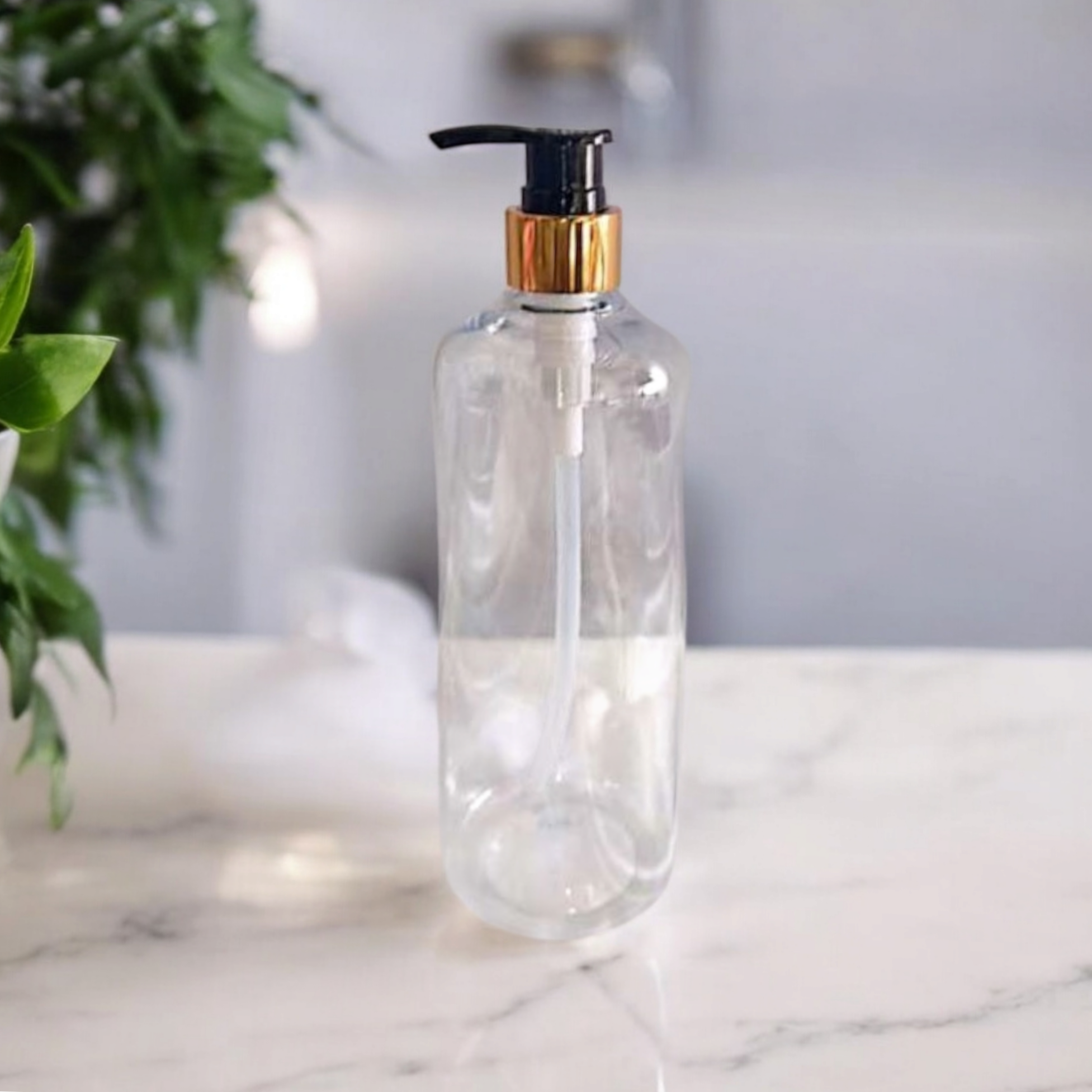 500ml PET Plastic Cosmetic Lotion Pump Bottle with Gold Collar