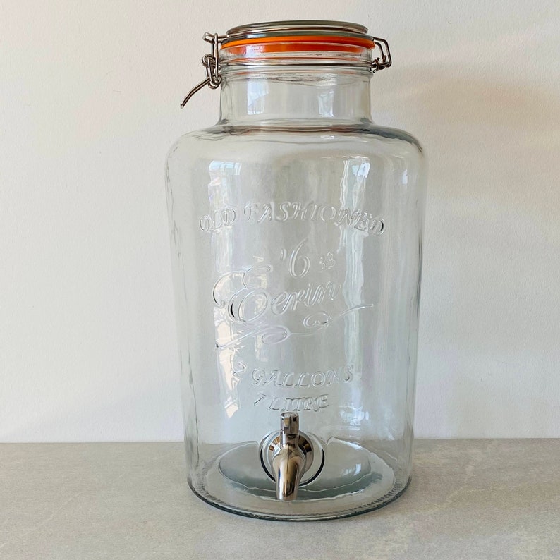 Beverage Dispenser 8L Eerin Vintage Glass with Swing Top Clip Lid 531