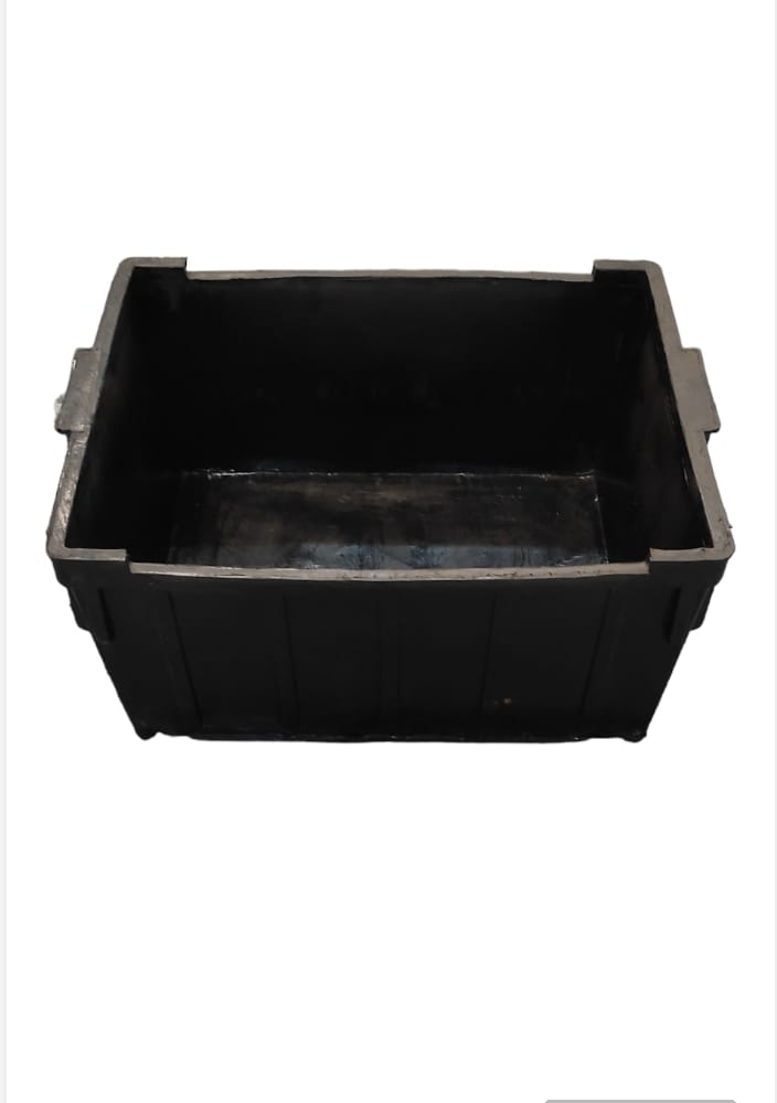 Rubber Bin Large Feed Nest Stack Black 600x480x250H