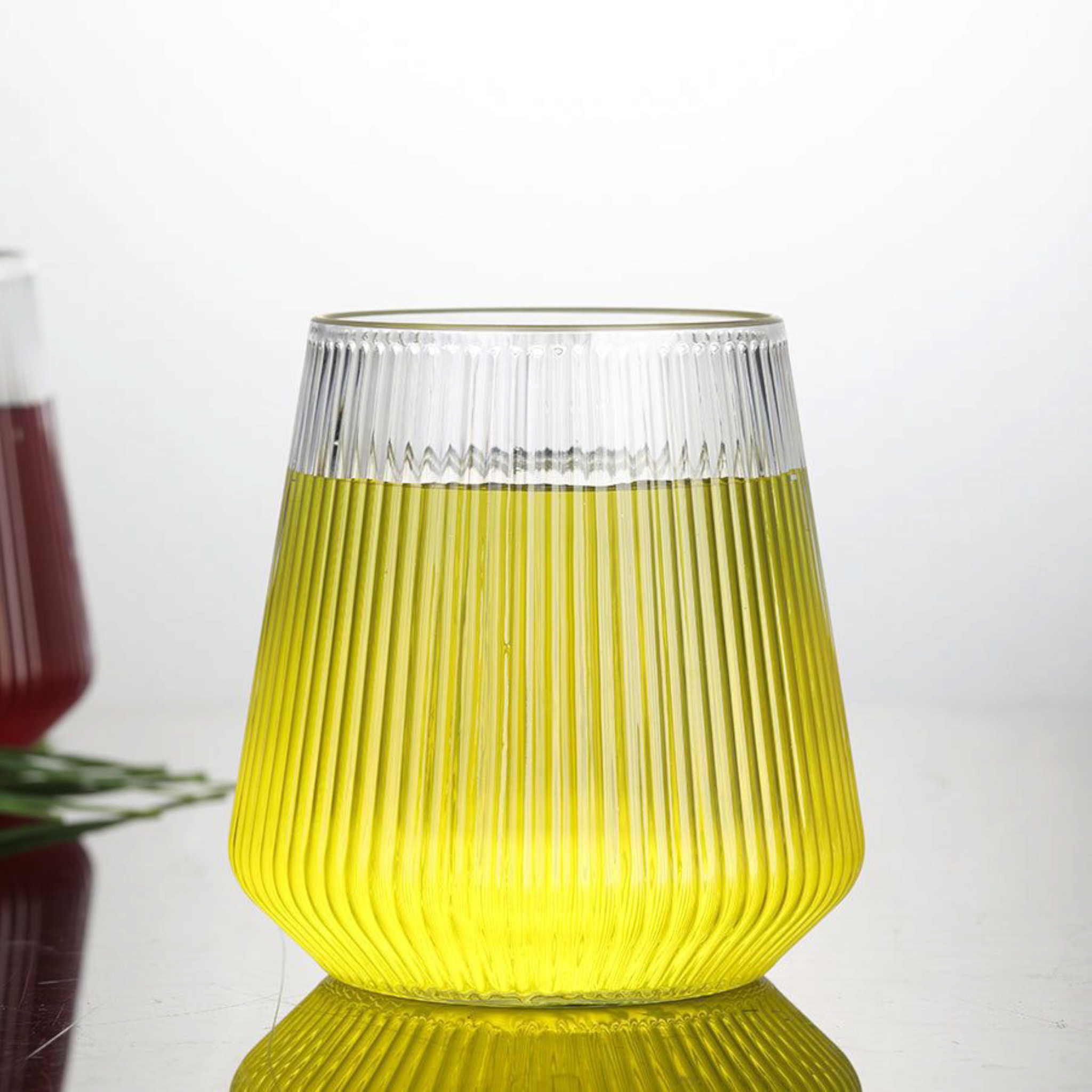 Glass Drinking Vertical Ribbed Cup 500ml with Bamboo Lid & Curved Straw 7x11cm