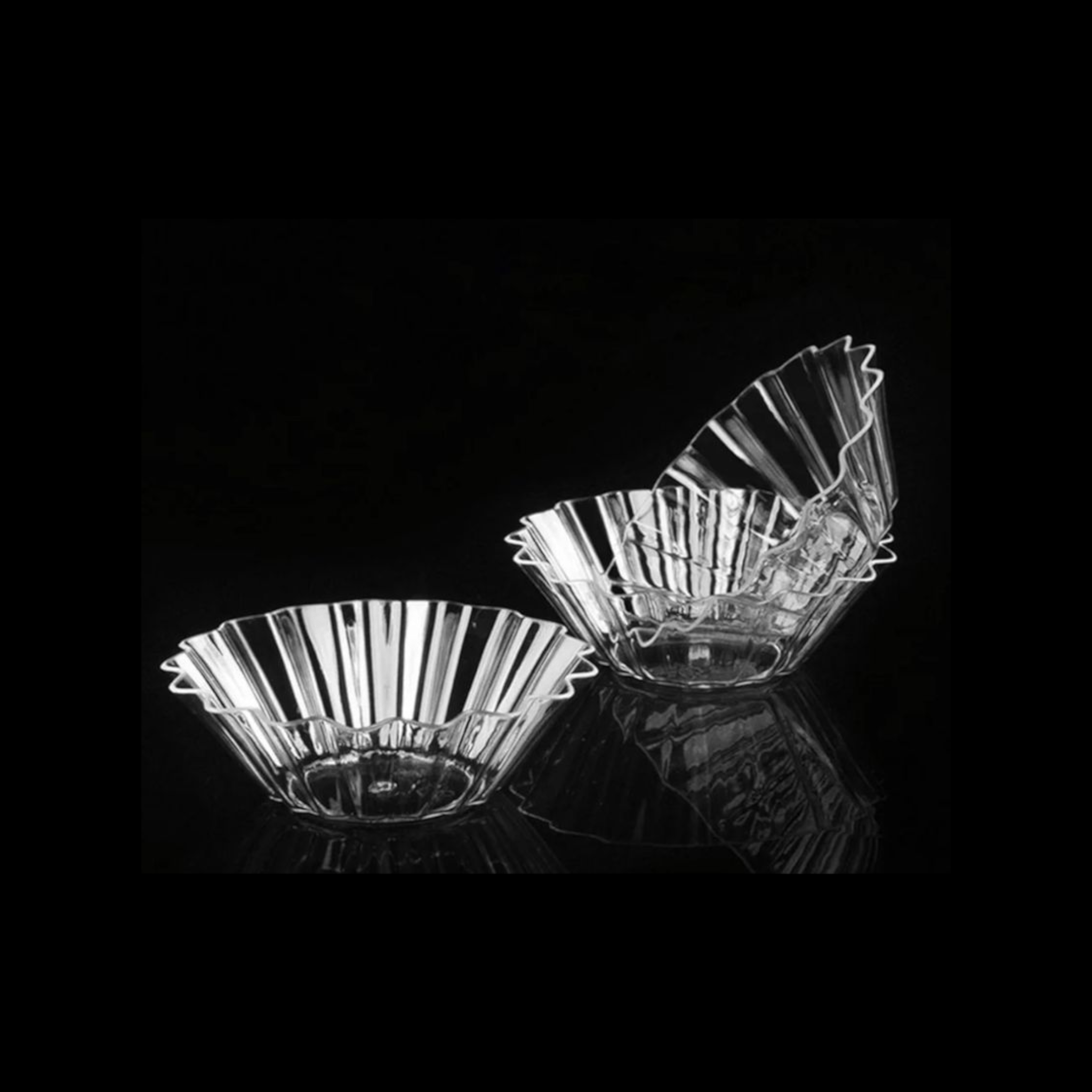 Acrylic Plastic Mini Fan Flair Scalloped Dessert Dish 42ml 10Pcs 7x3.9x2cm