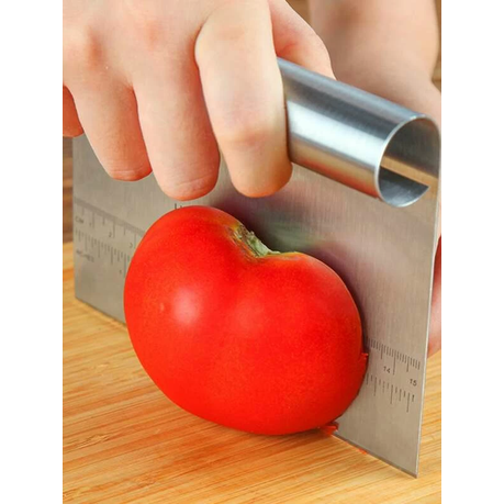 Stainless Steel Dough Scraper Cutter 15x11.5cm with Measurments KG1455